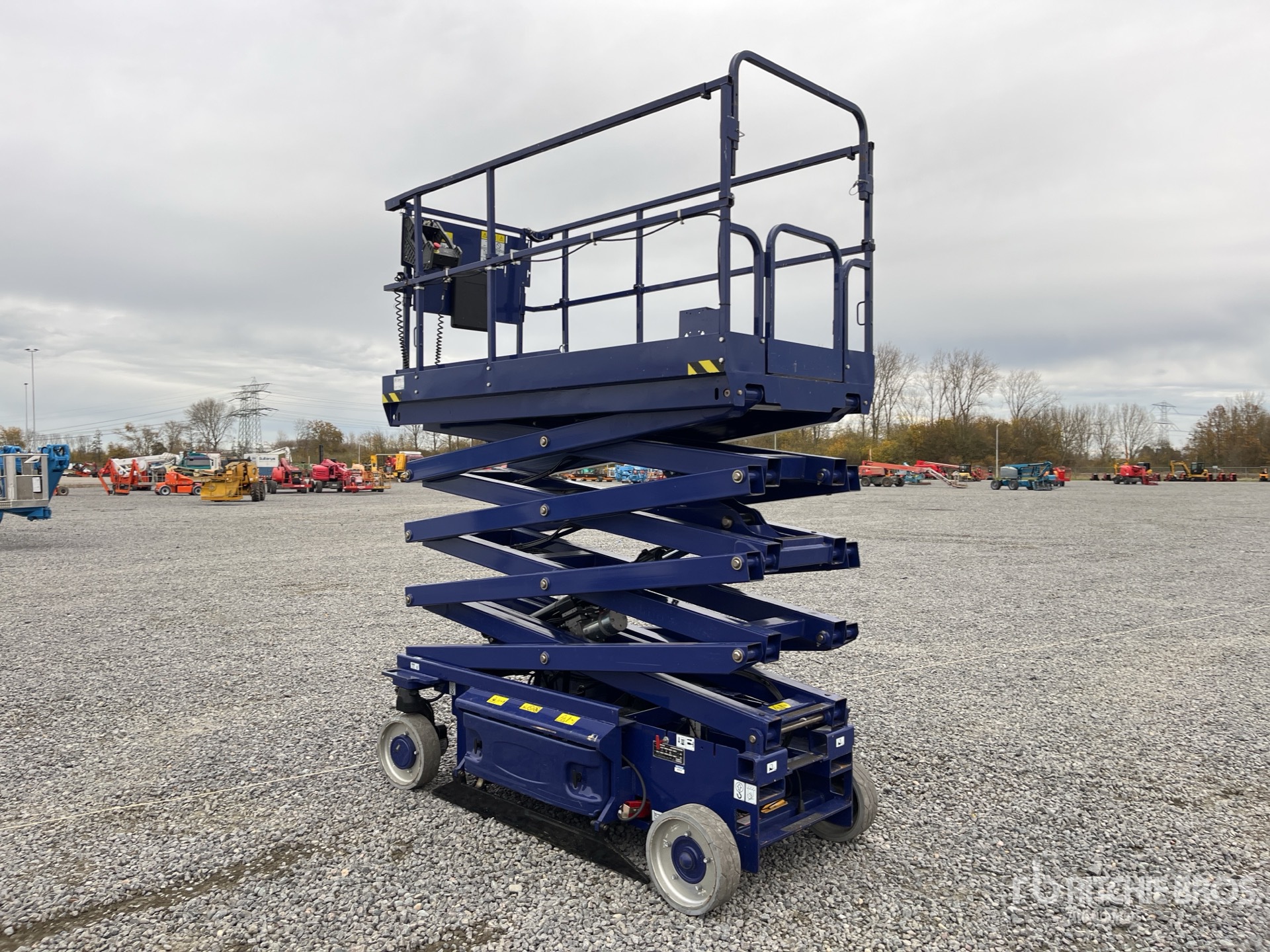 General Appearance with Bild, Ecke hinten links