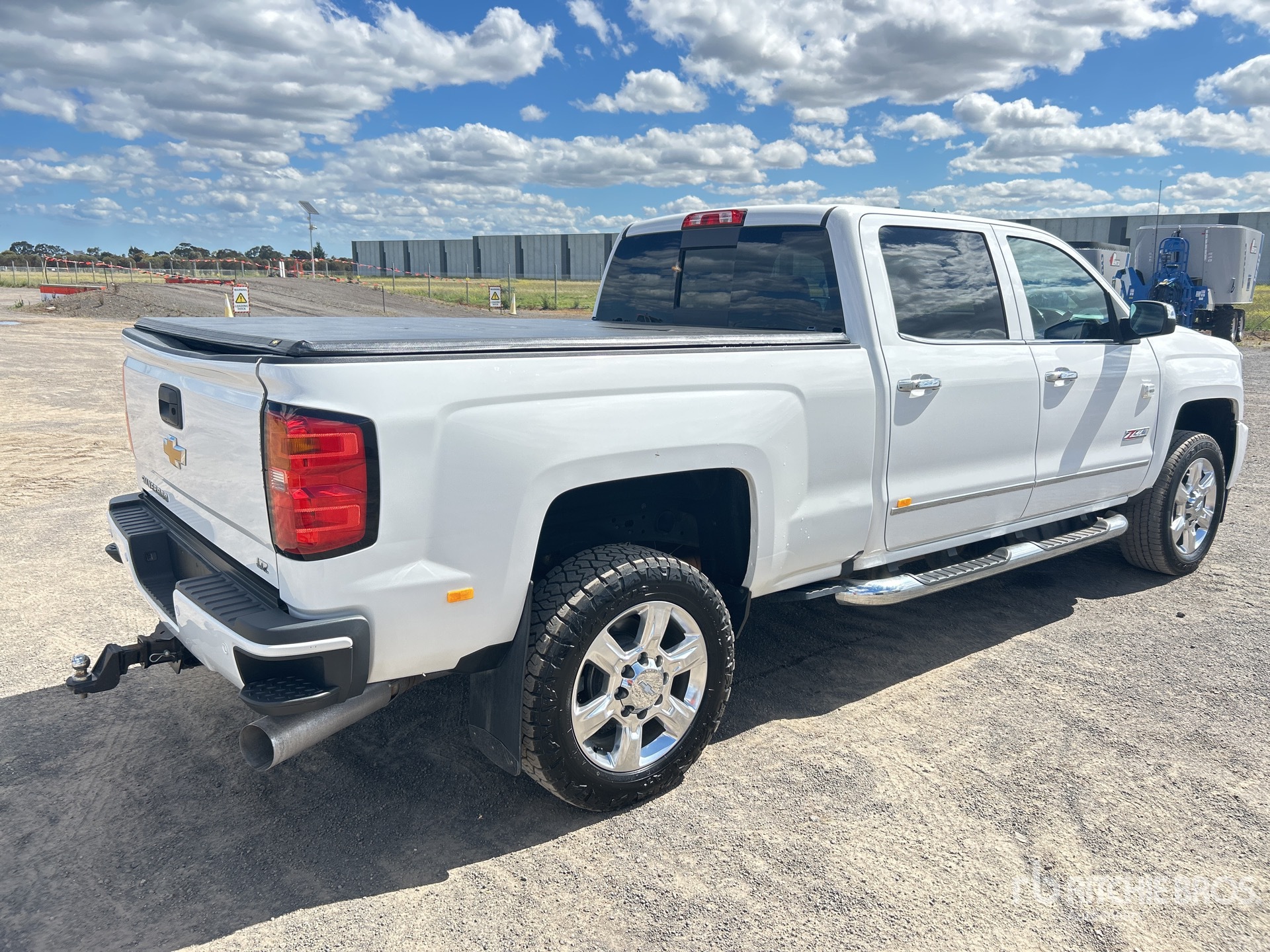 General Appearance with Image, coin arrière gauche