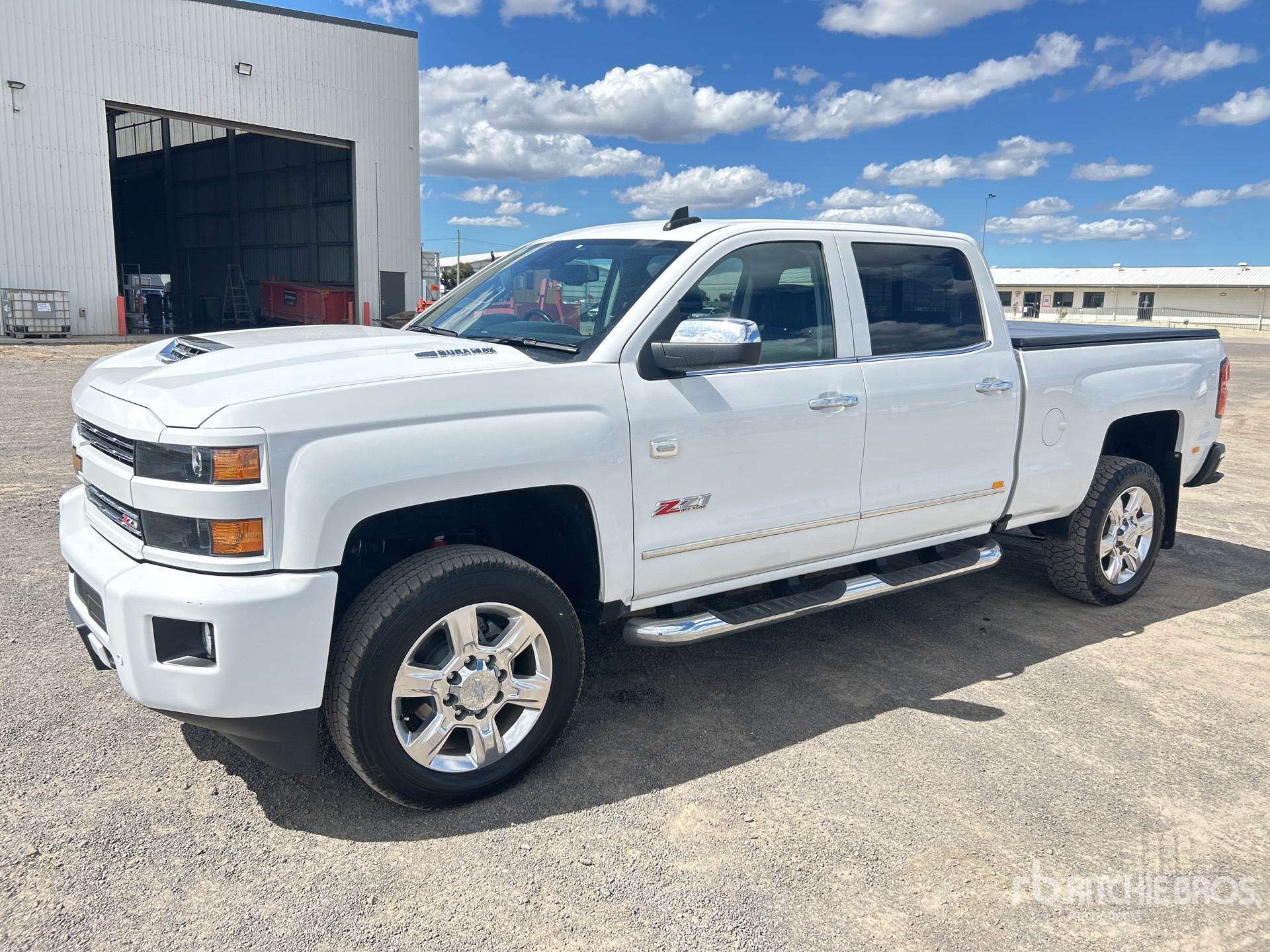 General Appearance with Image, coin avant droit