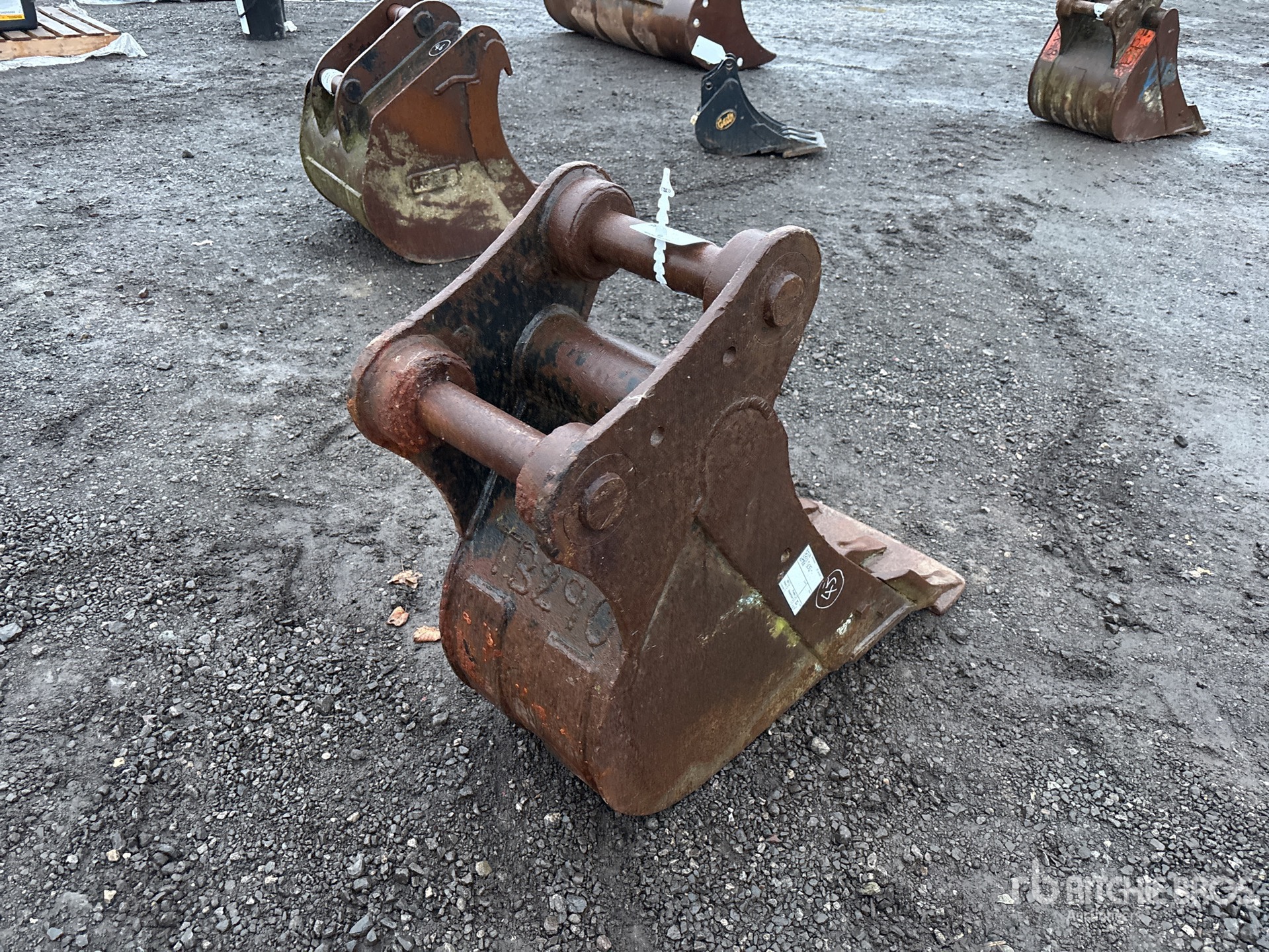 Aspect général with Image, coin arrière droit