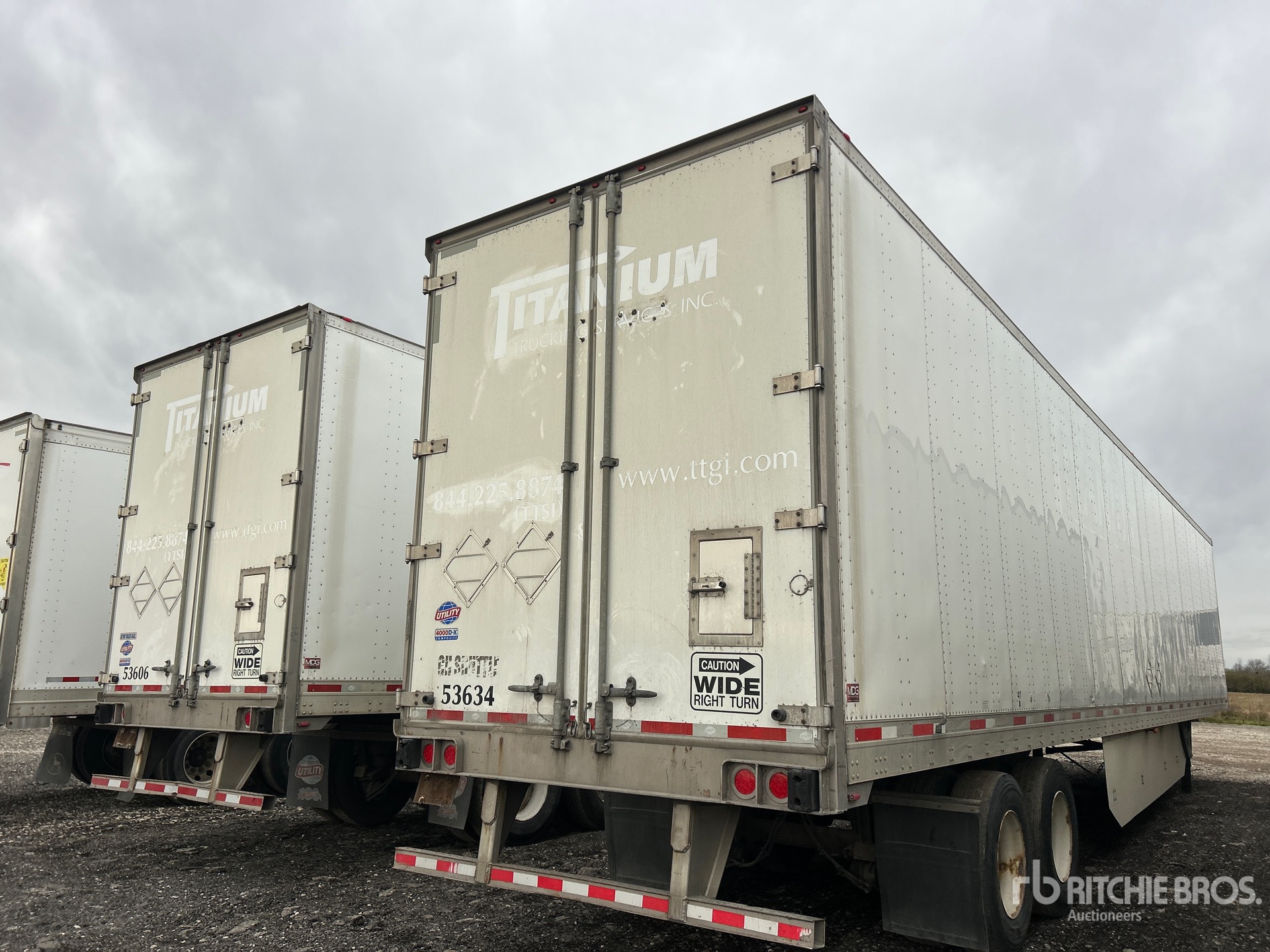 General Appearance with Bild, Ecke hinten rechts