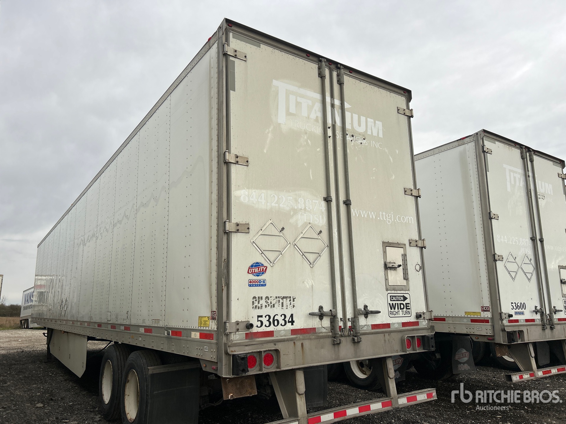 General Appearance with Bild, Ecke hinten links