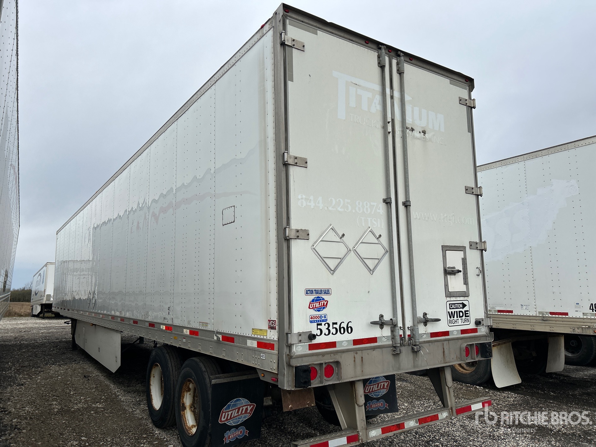 General Appearance with Bild, Ecke hinten links