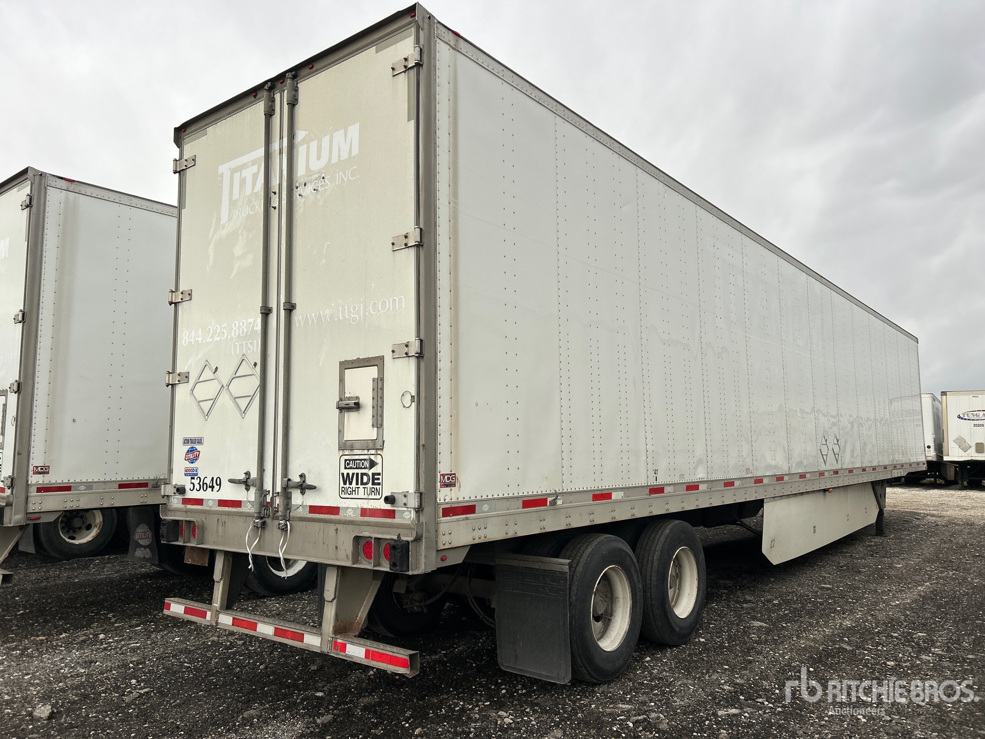 General Appearance with Bild, Ecke hinten rechts