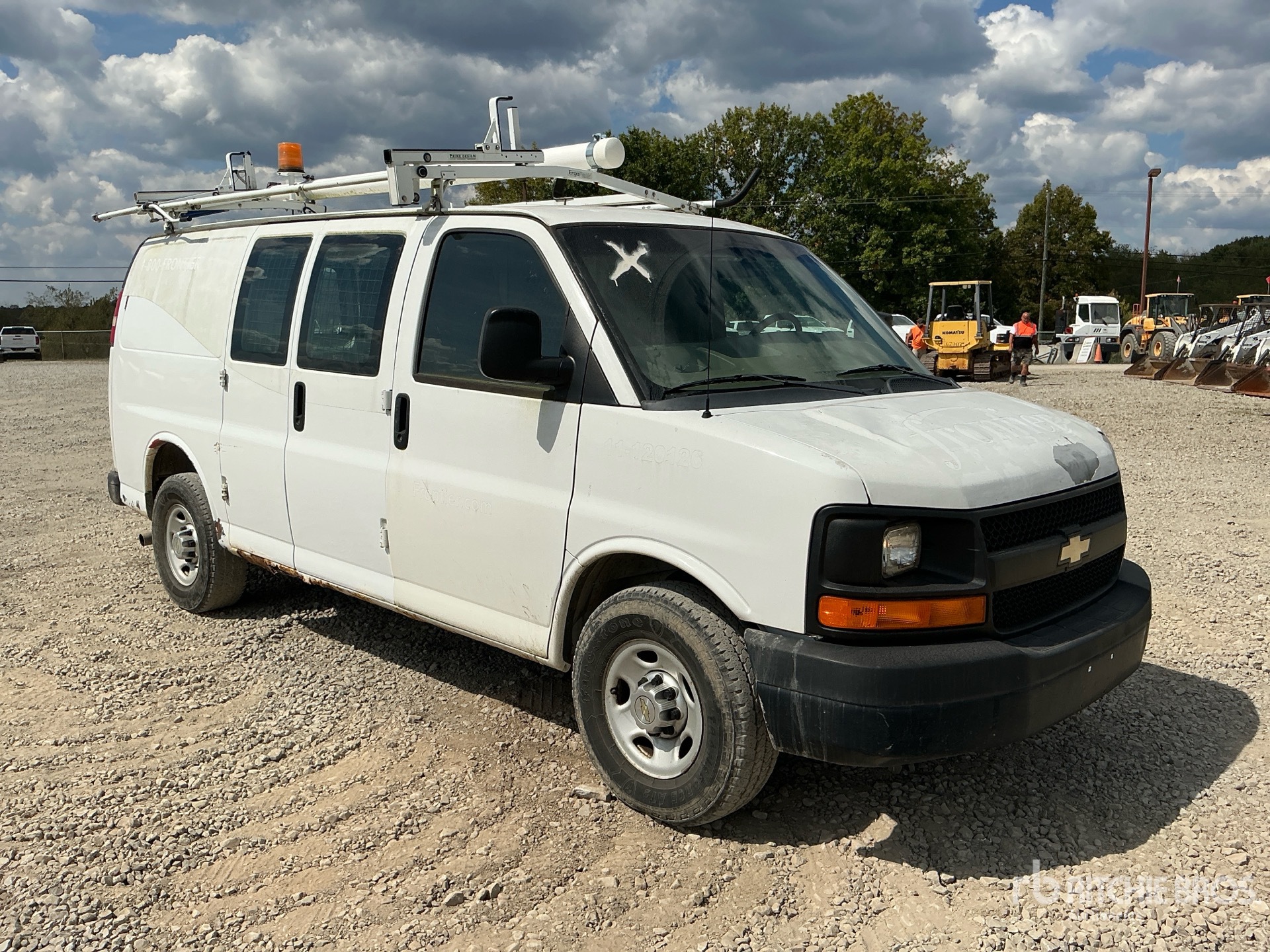 Aspect général with Image, coin avant droit