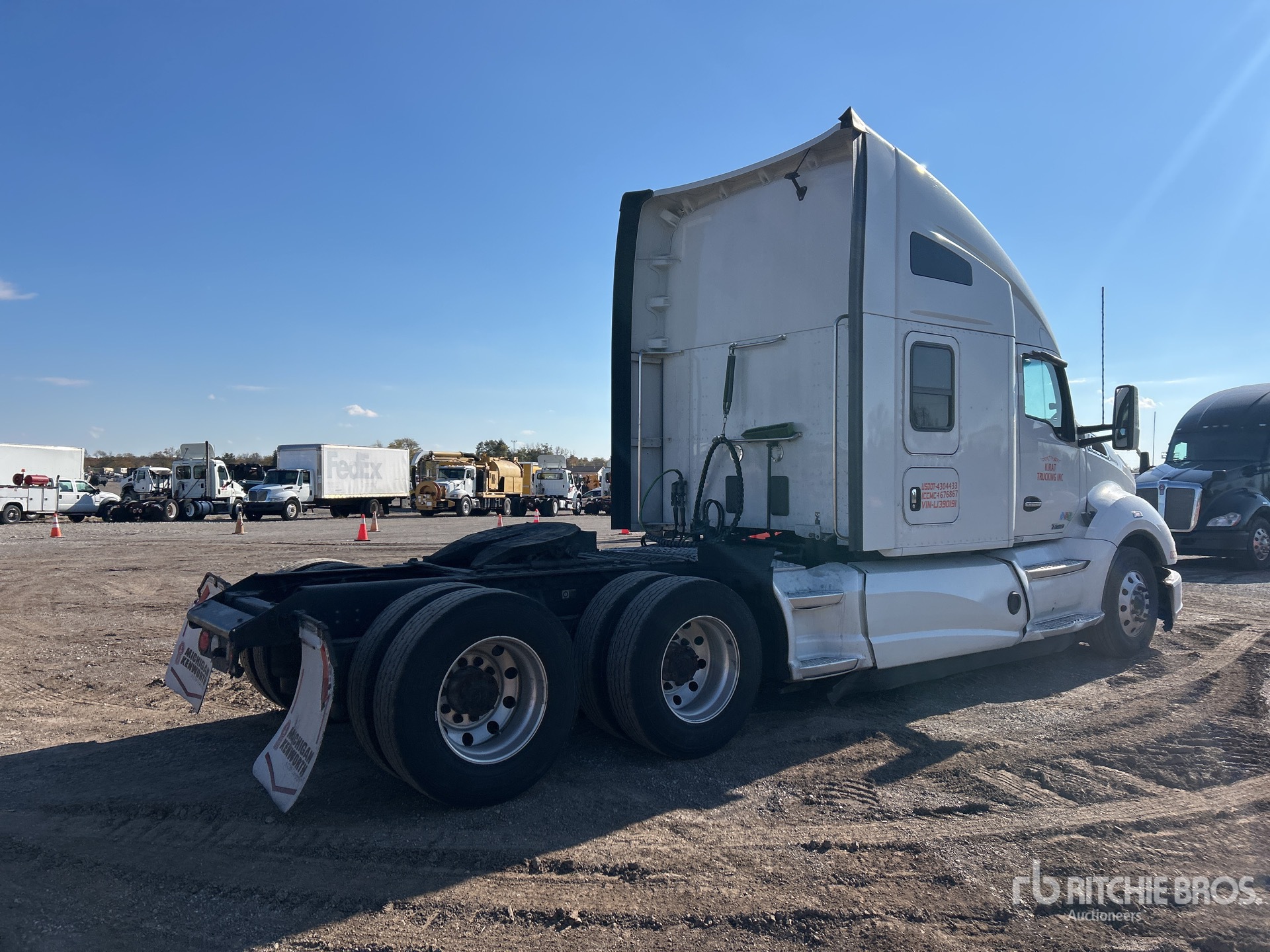 General Appearance with Picture, Right Rear Corner