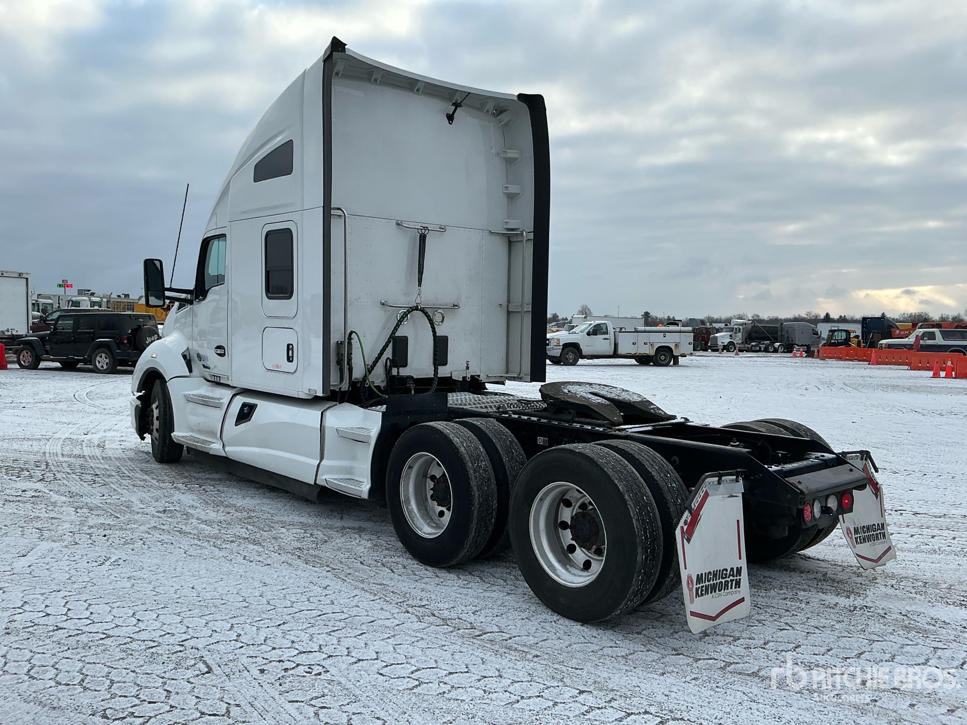 Aspect général with Image, coin arrière gauche