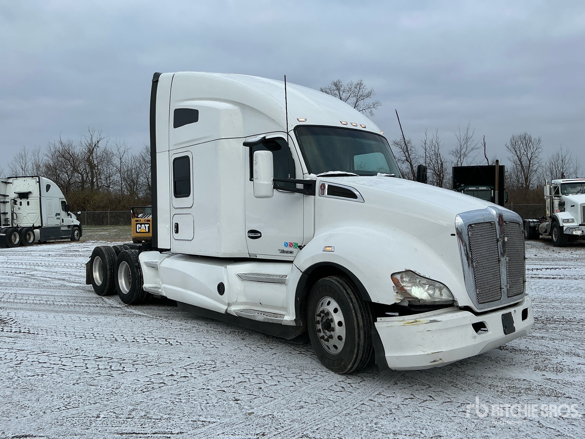 Aspect général with Image, coin avant droit