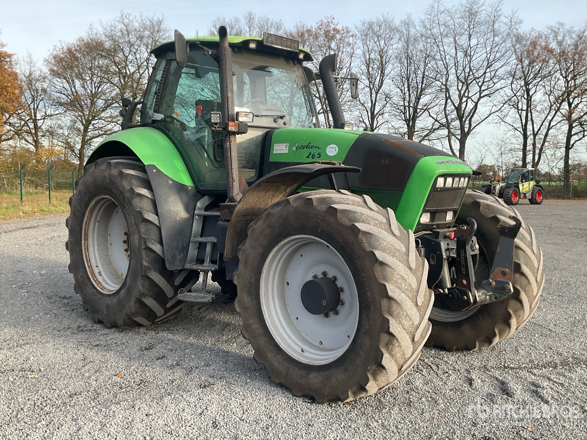 General Appearance with Picture, Right Front Corner