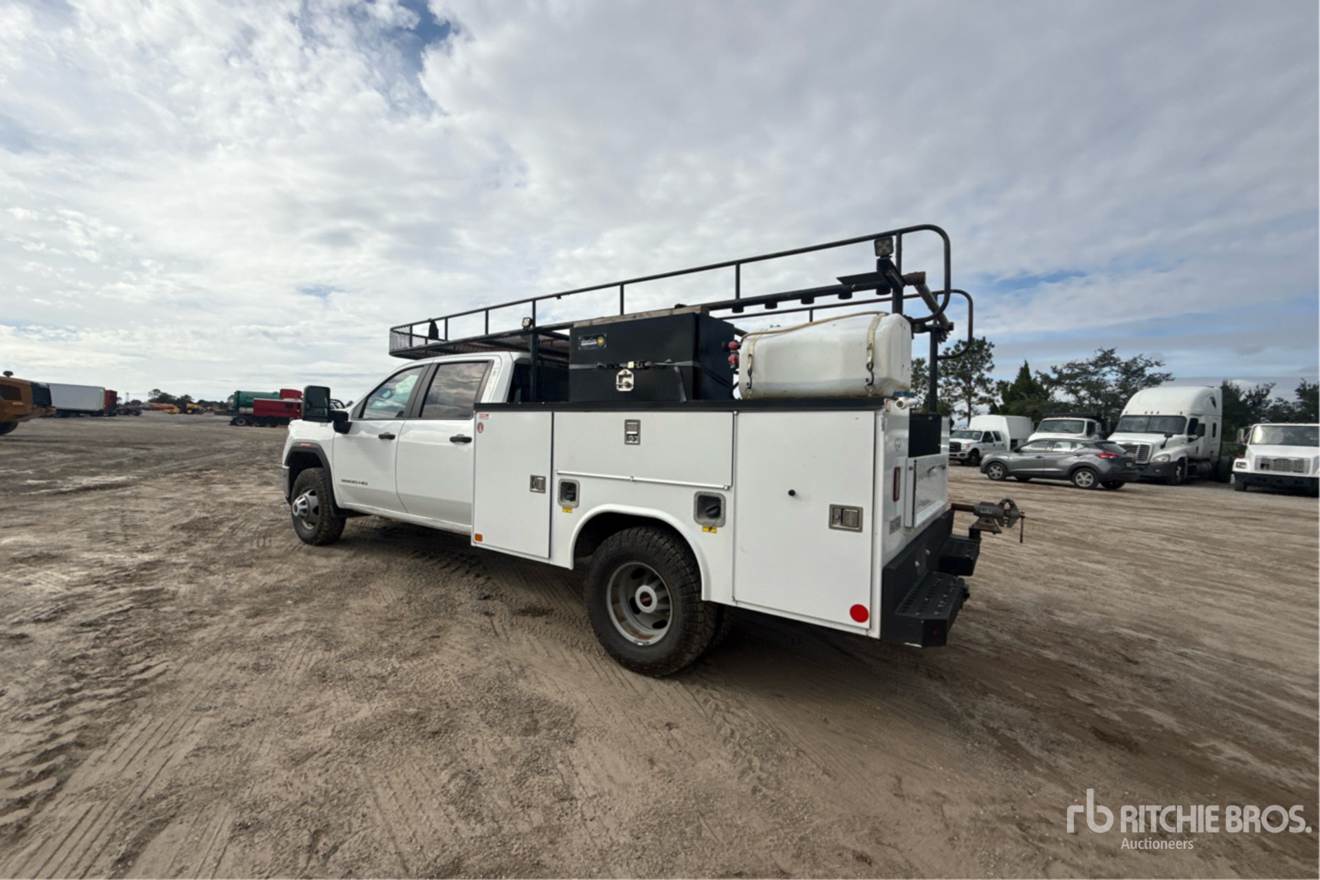 General Appearance with Picture, Left Rear Corner