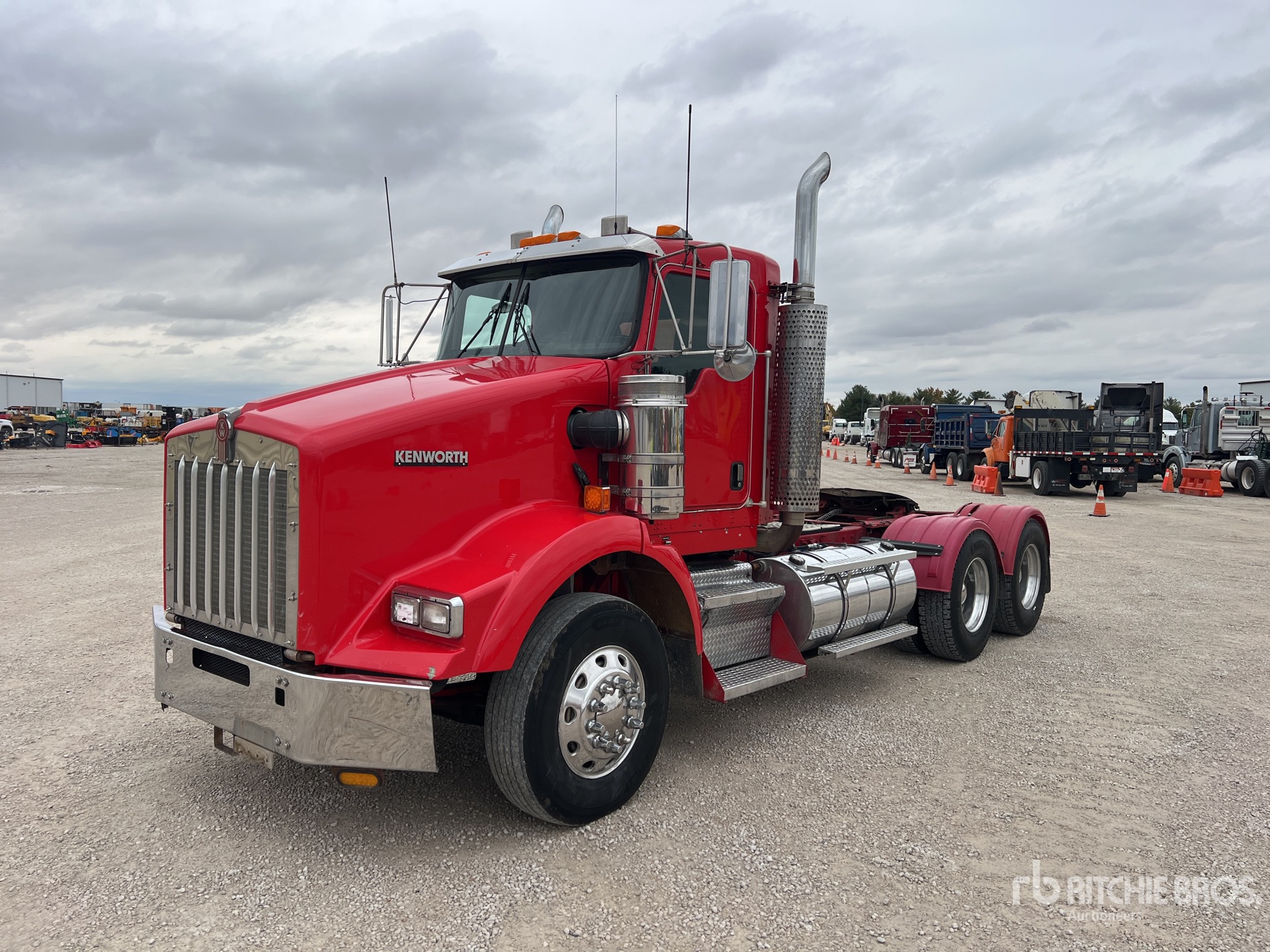 General Appearance with Bild, Ecke vorne links