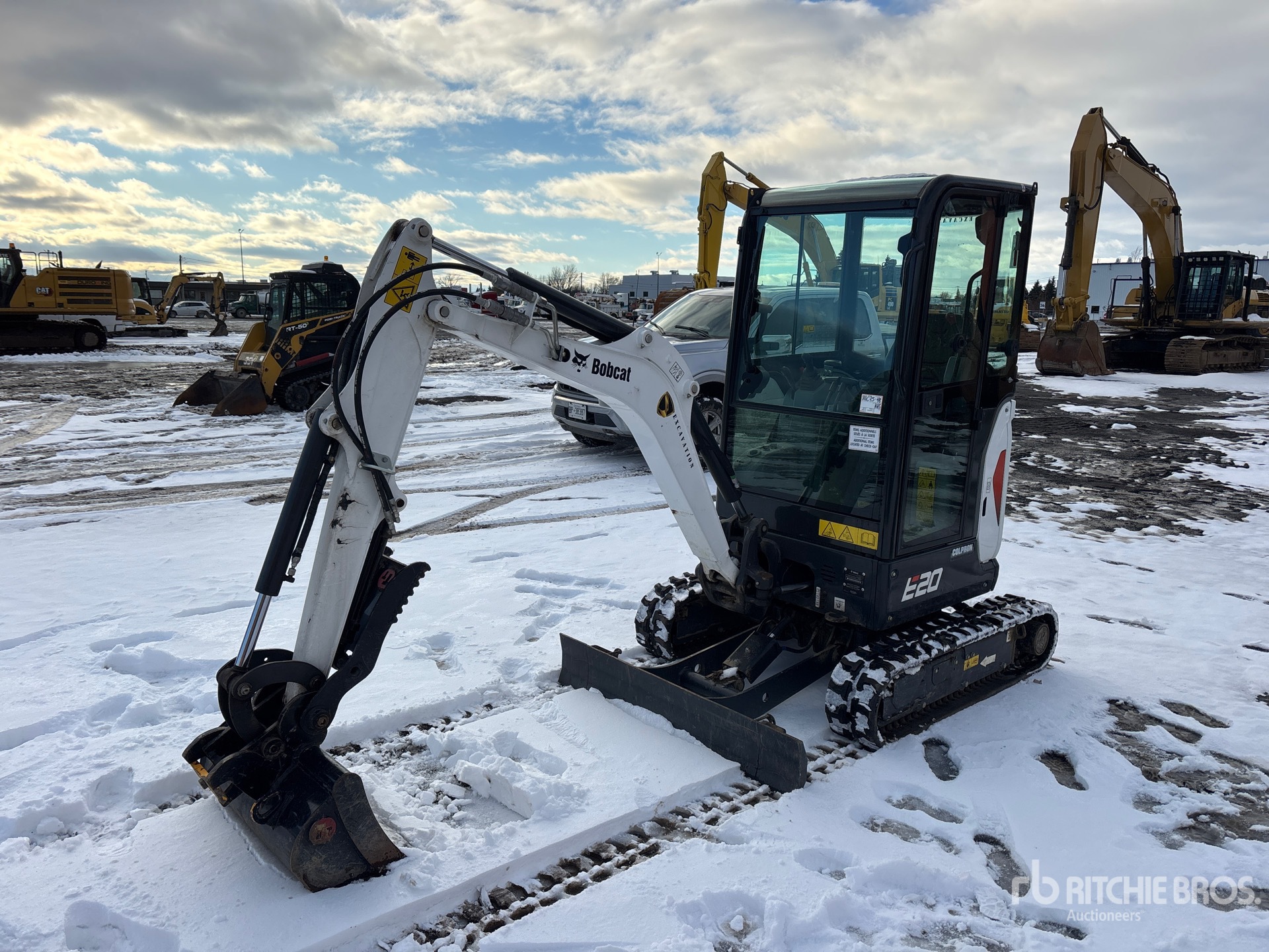 General Appearance with Imagen: esquina delantera izquierda