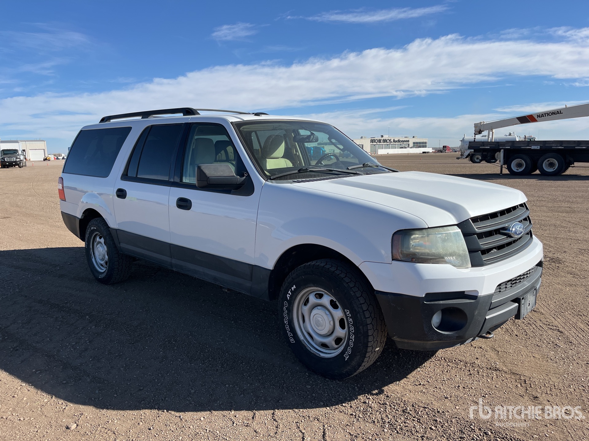 General Appearance with Image, coin avant droit