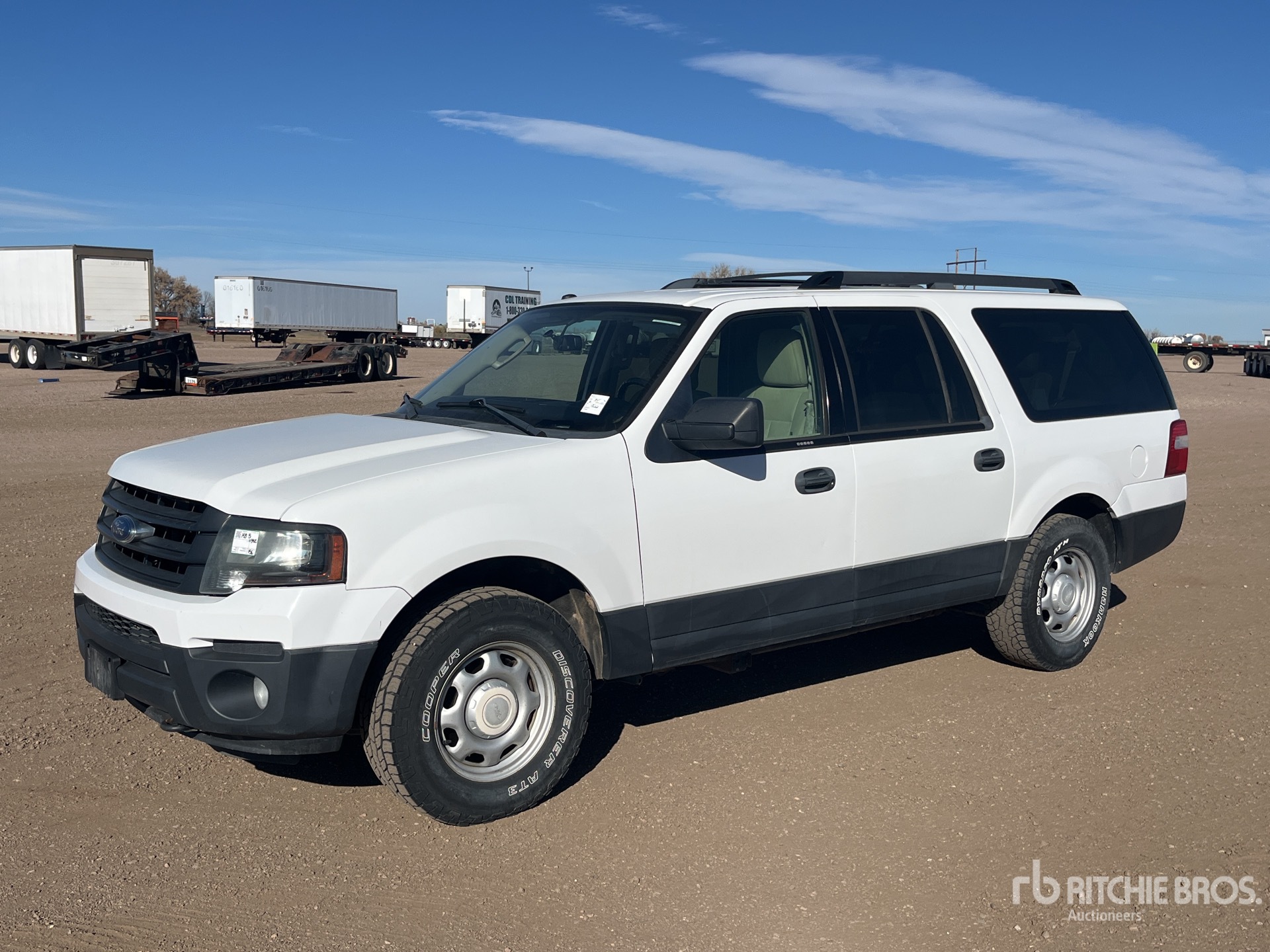 General Appearance with Image, coin avant gauche