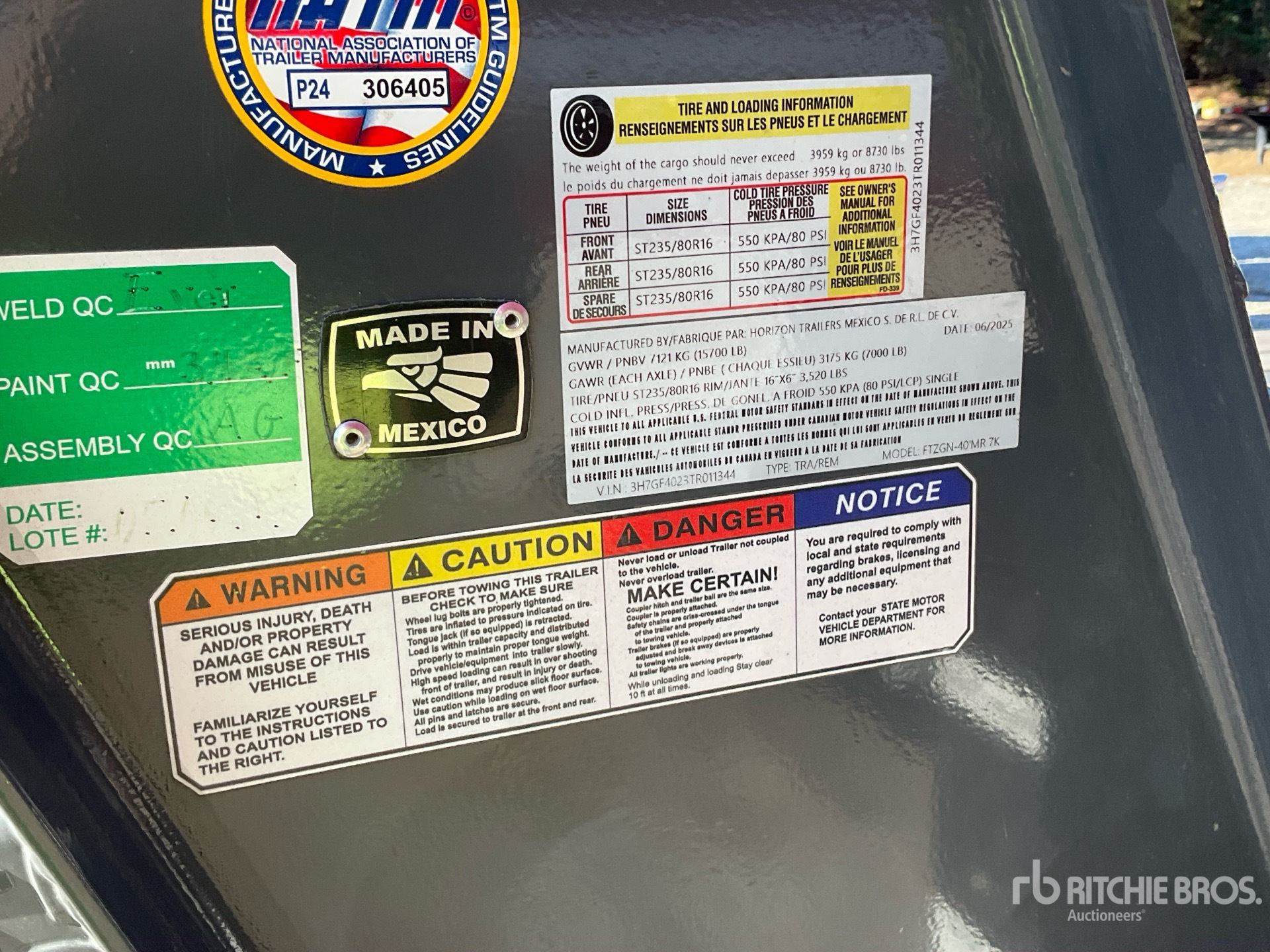 General Appearance with Serial Number / VIN