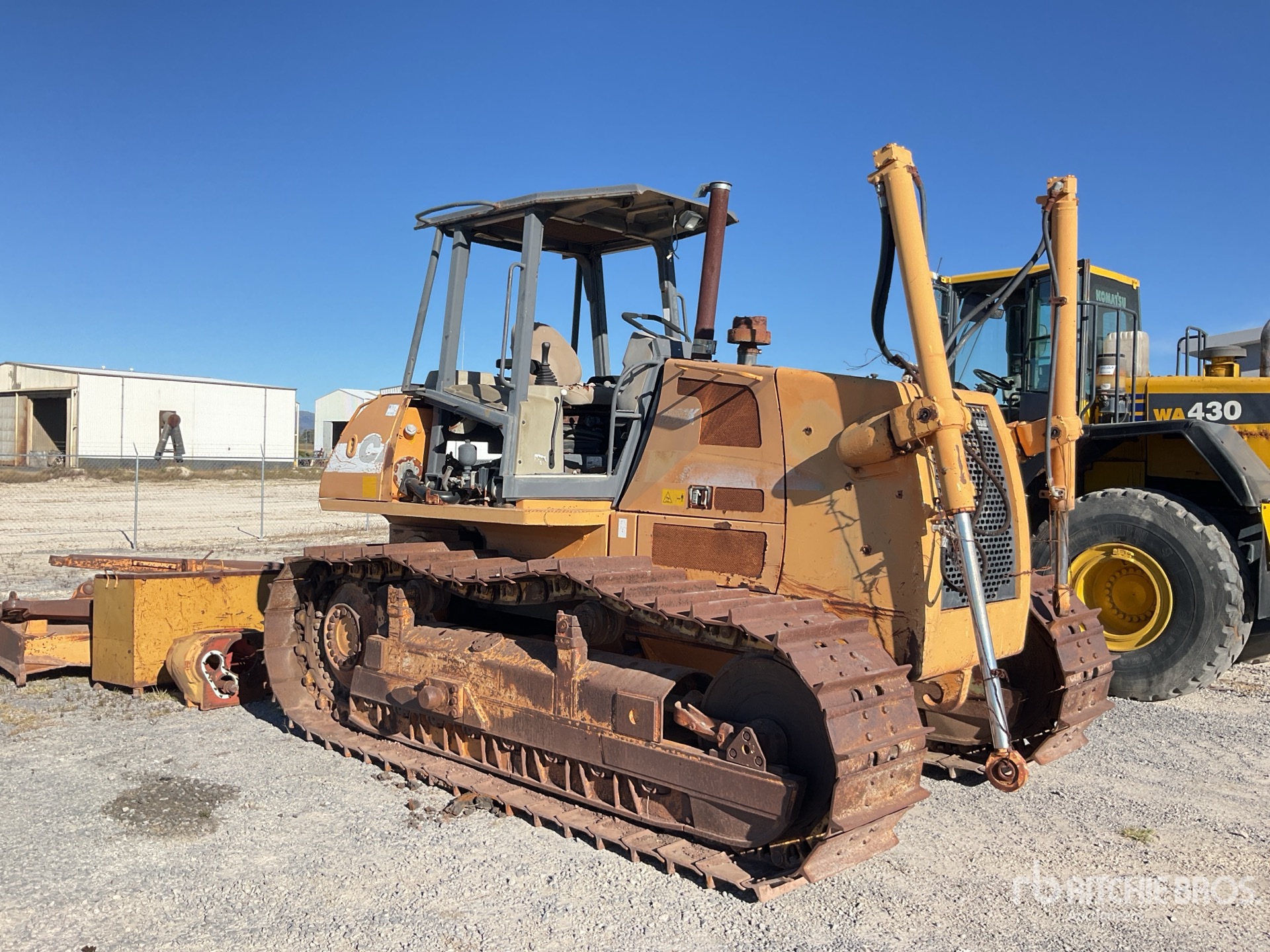 General Appearance with Foto, angolo anteriore destro