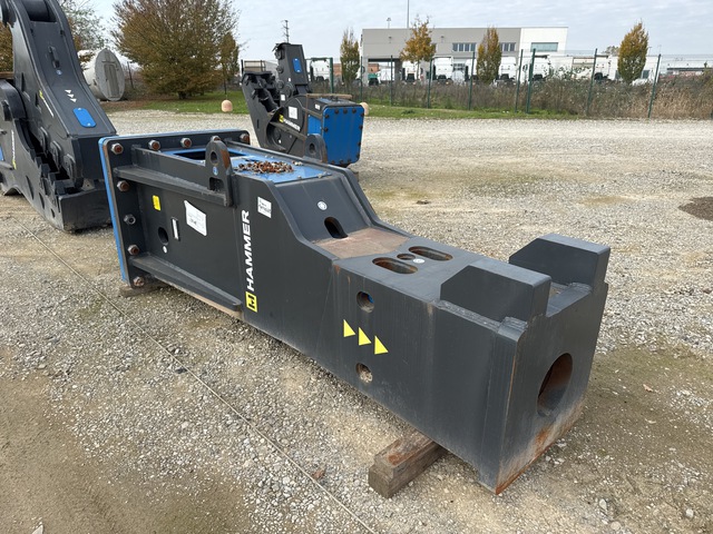 2023 Mustang HS10000 Hydraulic Breaker (Unused) 2023 Mustang HS10000 Hydraulic Breaker (Unused)