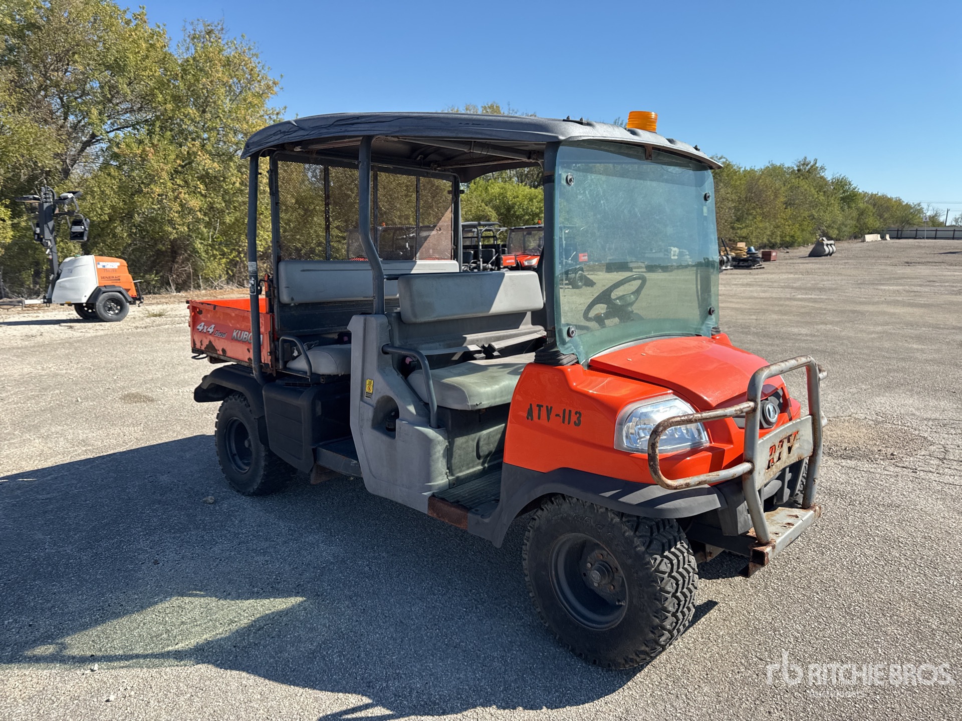 General Appearance with Bild, Ecke vorne rechts