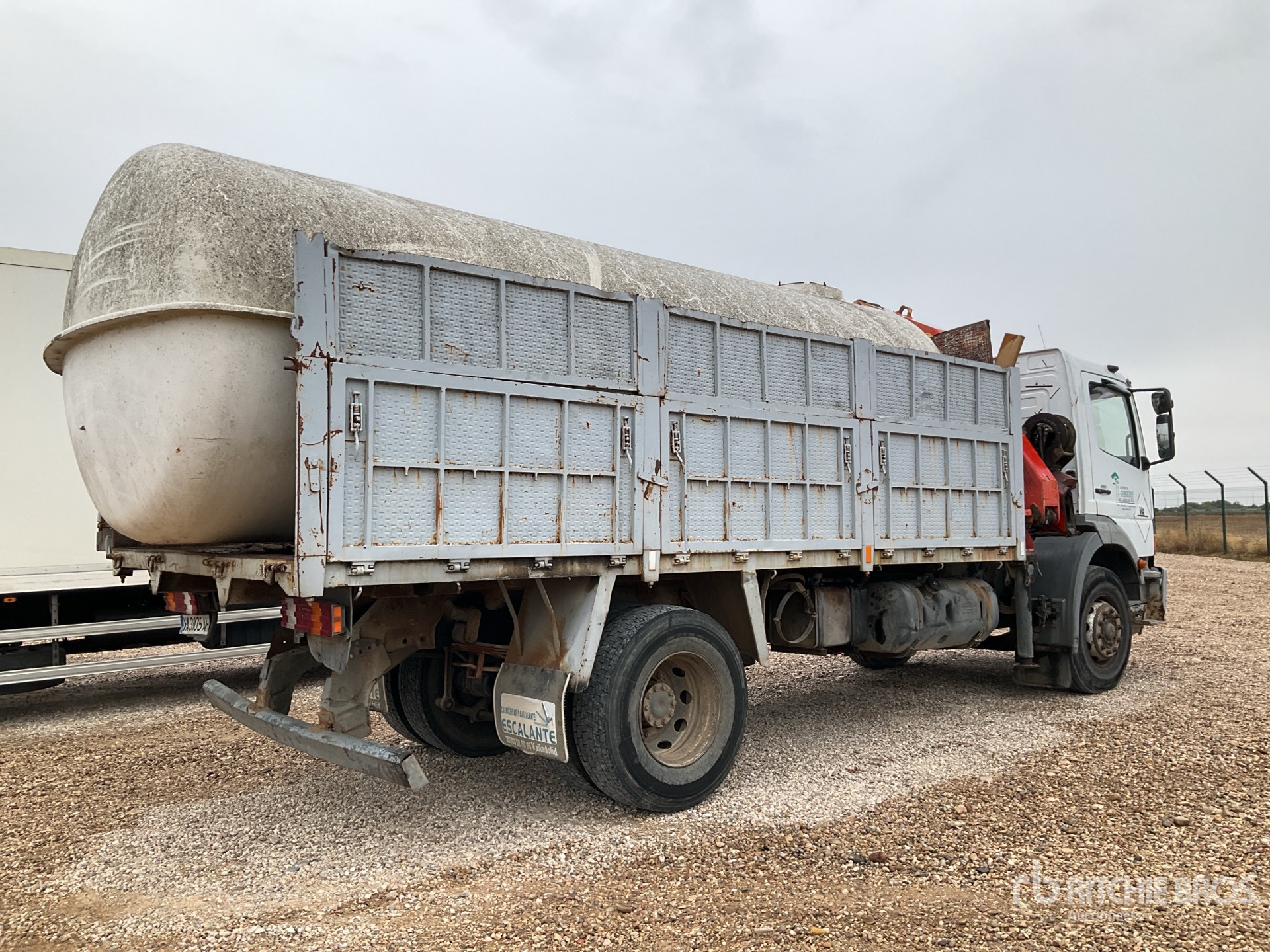 General Appearance with Imagen: esquina trasera derecha