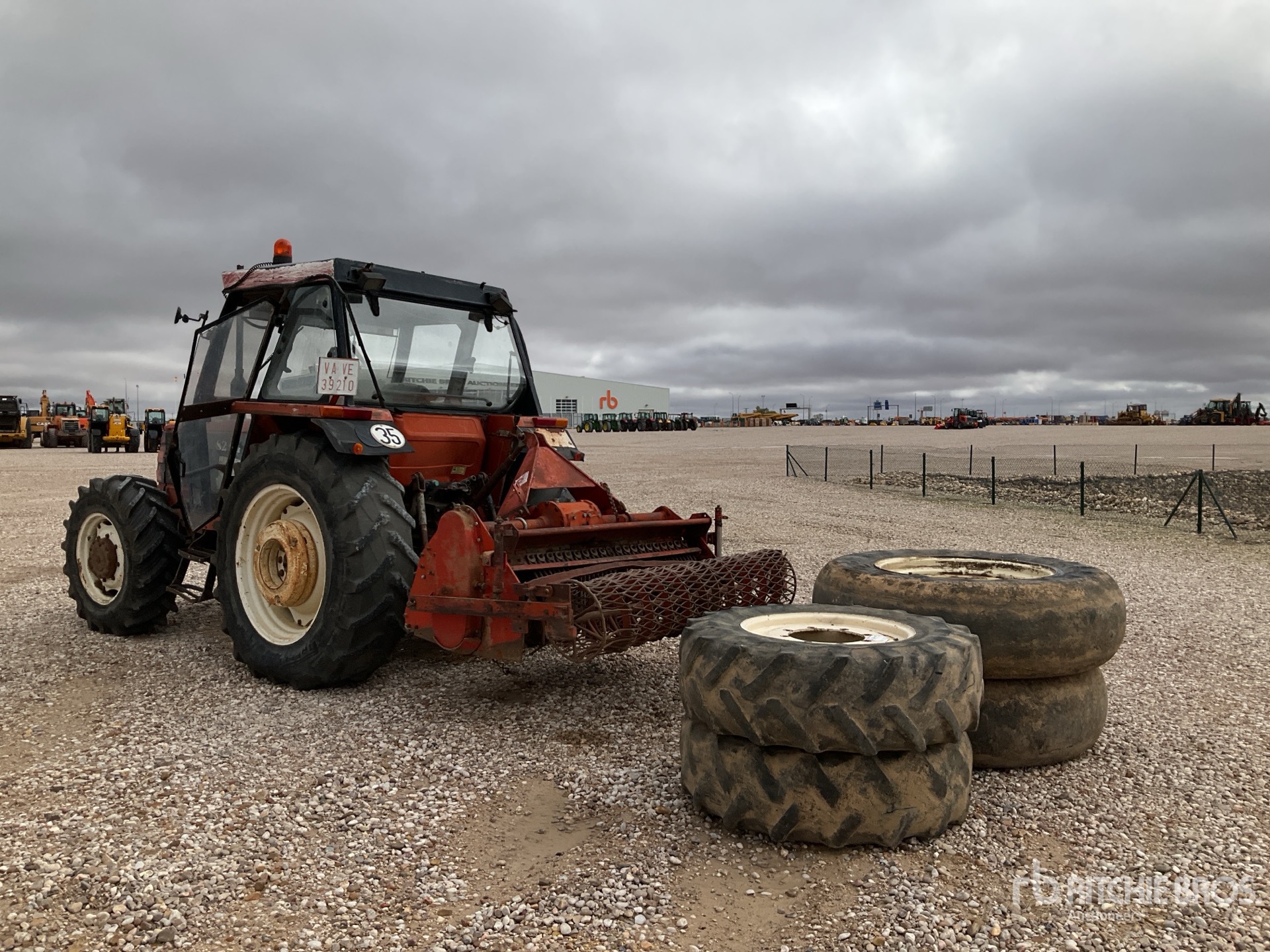 General Appearance with Picture, Left Rear Corner