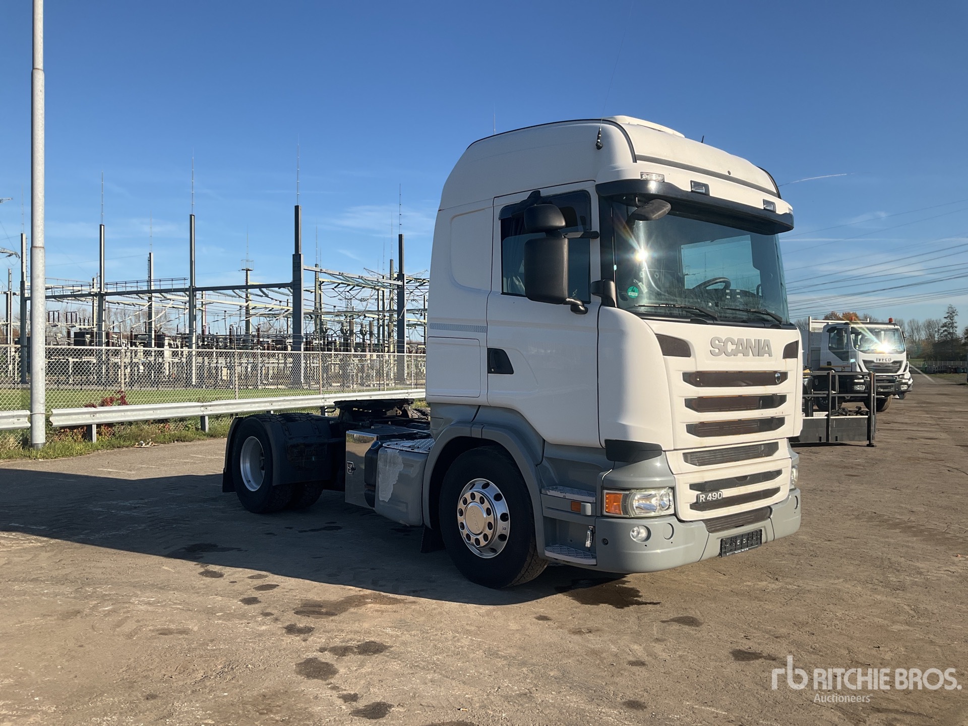 General Appearance with Bild, Ecke vorne rechts