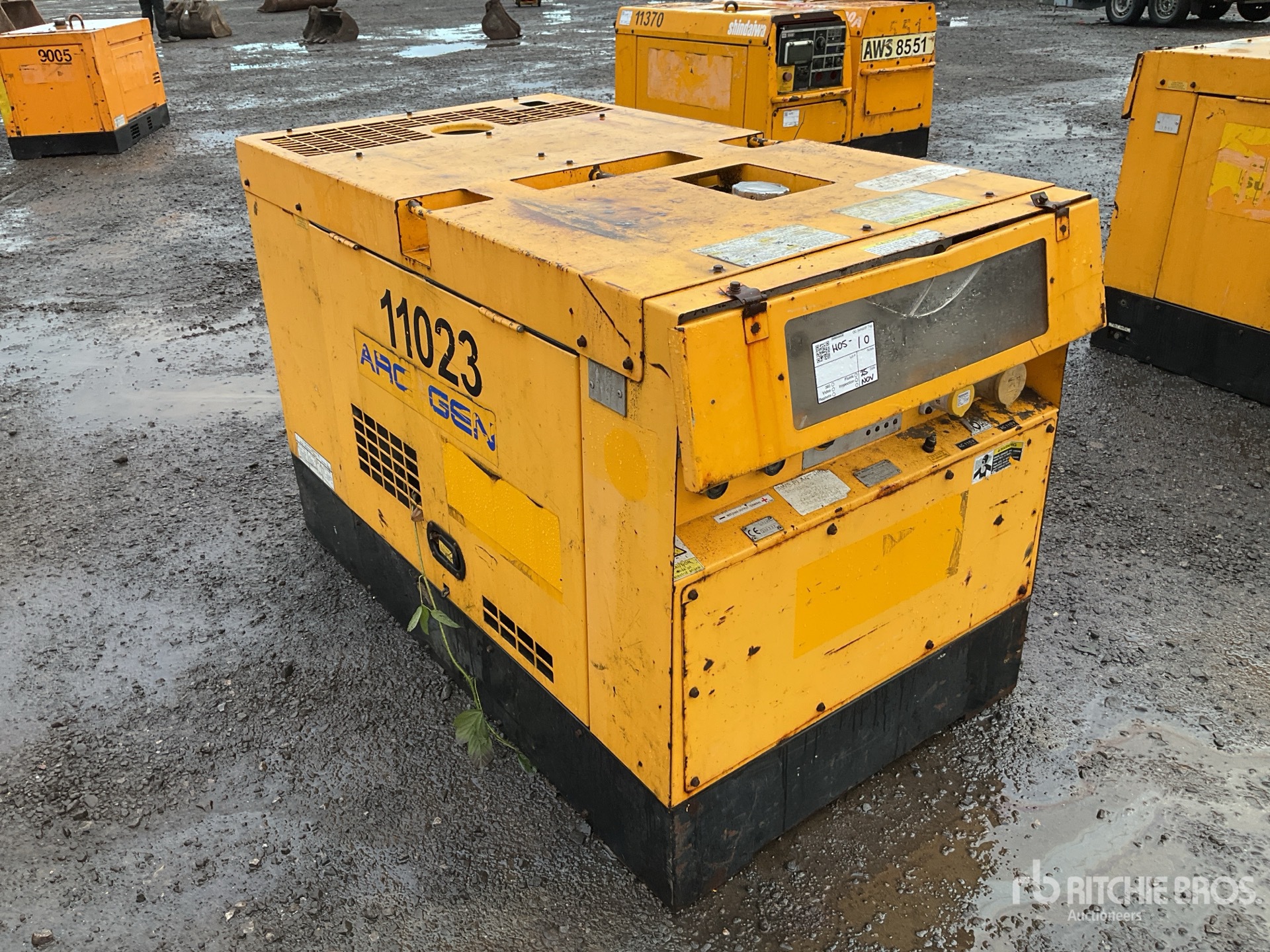 General Appearance with Picture, Left Front Corner