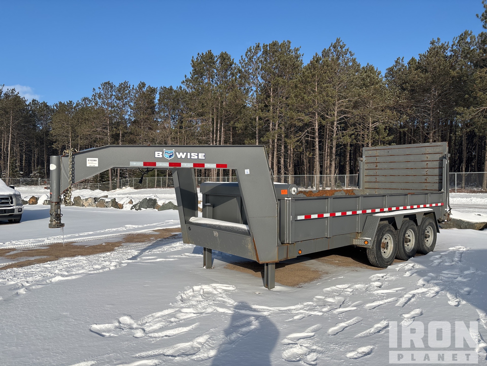 General Appearance with Image, coin avant gauche