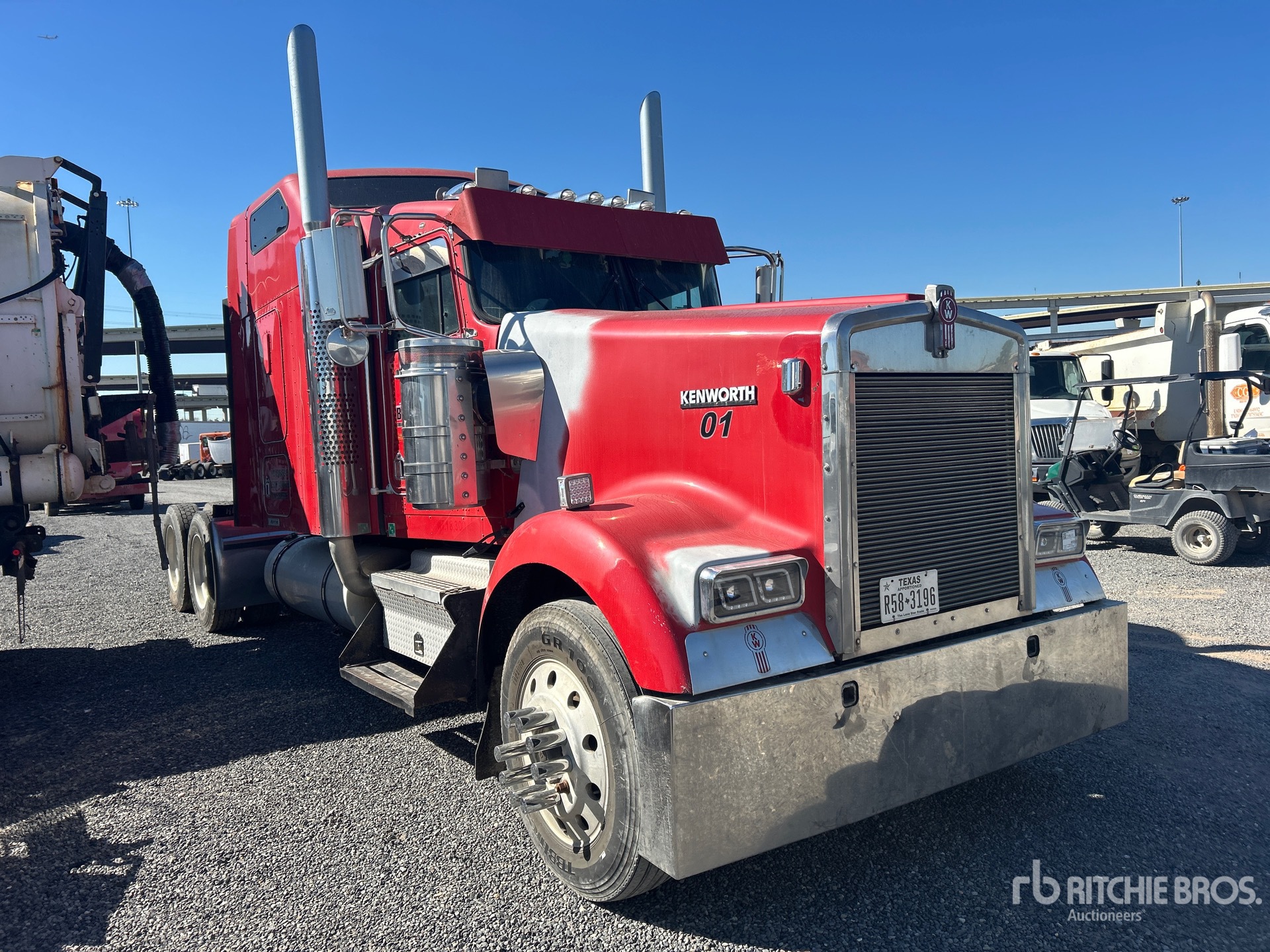 General Appearance with Picture, Right Front Corner