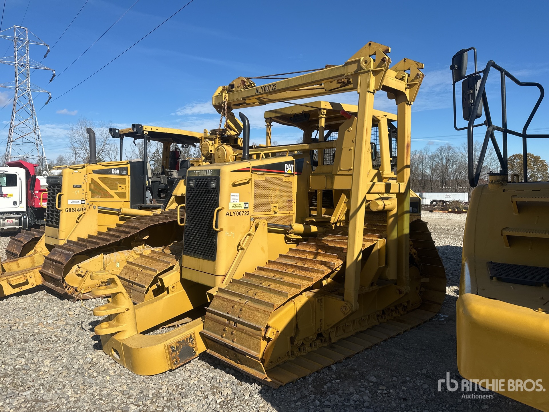 General Appearance with Foto, angolo anteriore sinistro