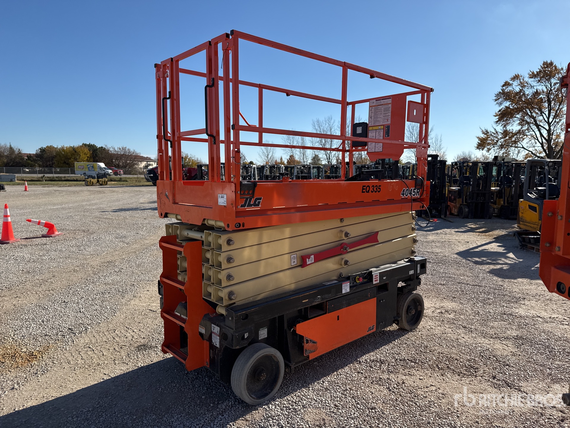 General Appearance with Bild, Ecke hinten rechts