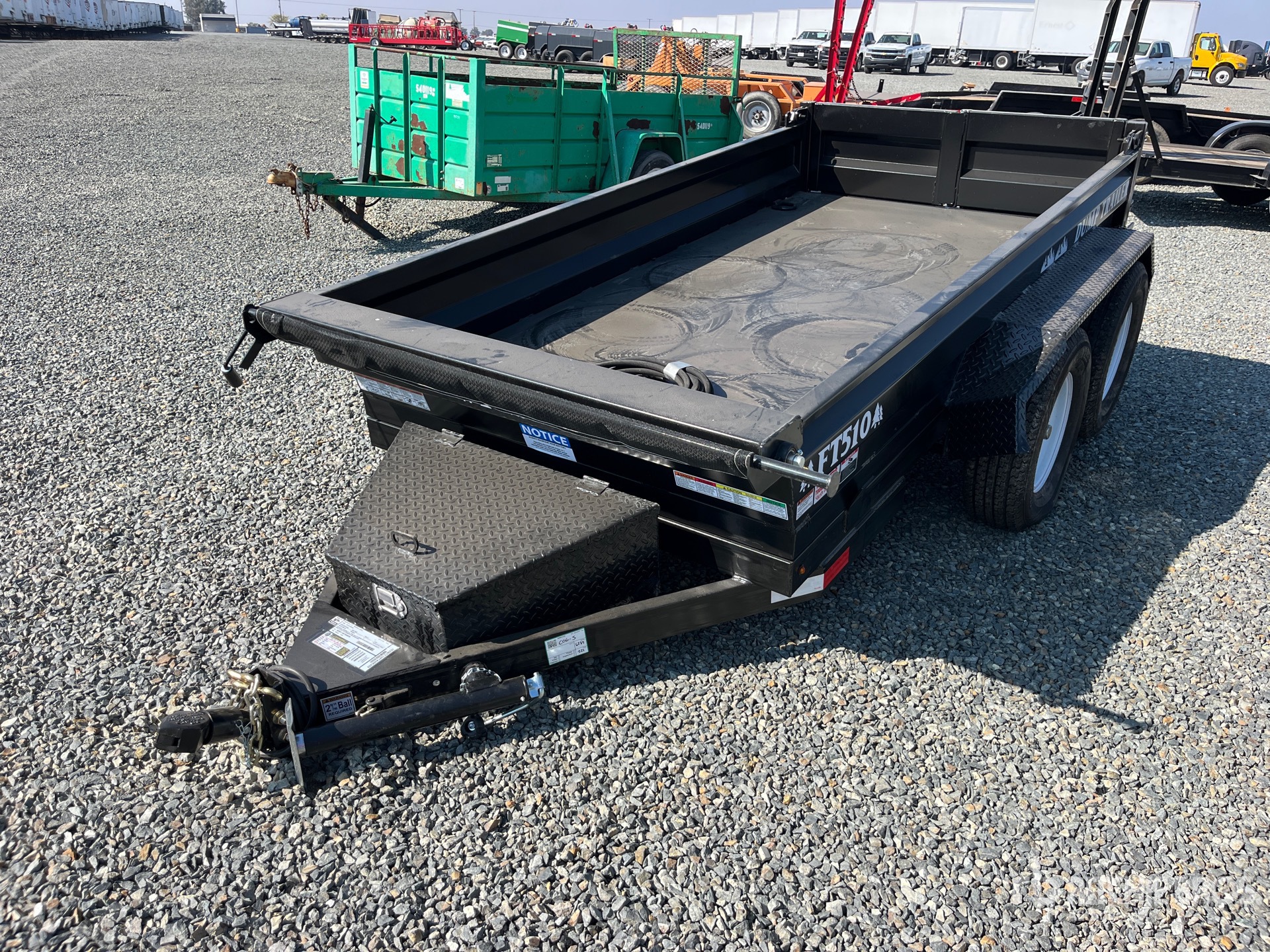 General Appearance with Picture, Left Front Corner