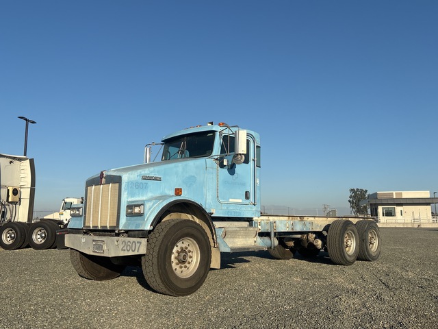 2007 Kenworth W900B 6x4 Cab and Chassis