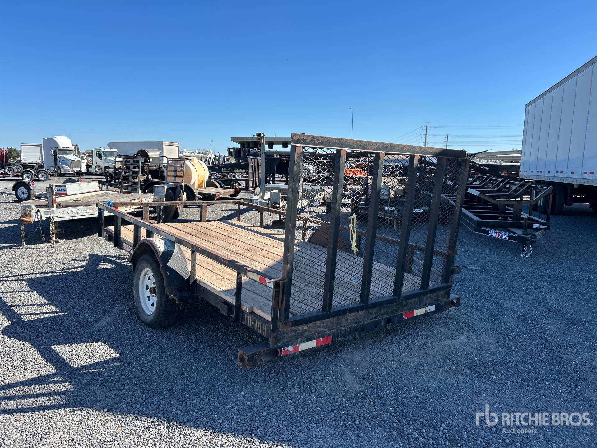 Aspect général with Image, coin arrière gauche