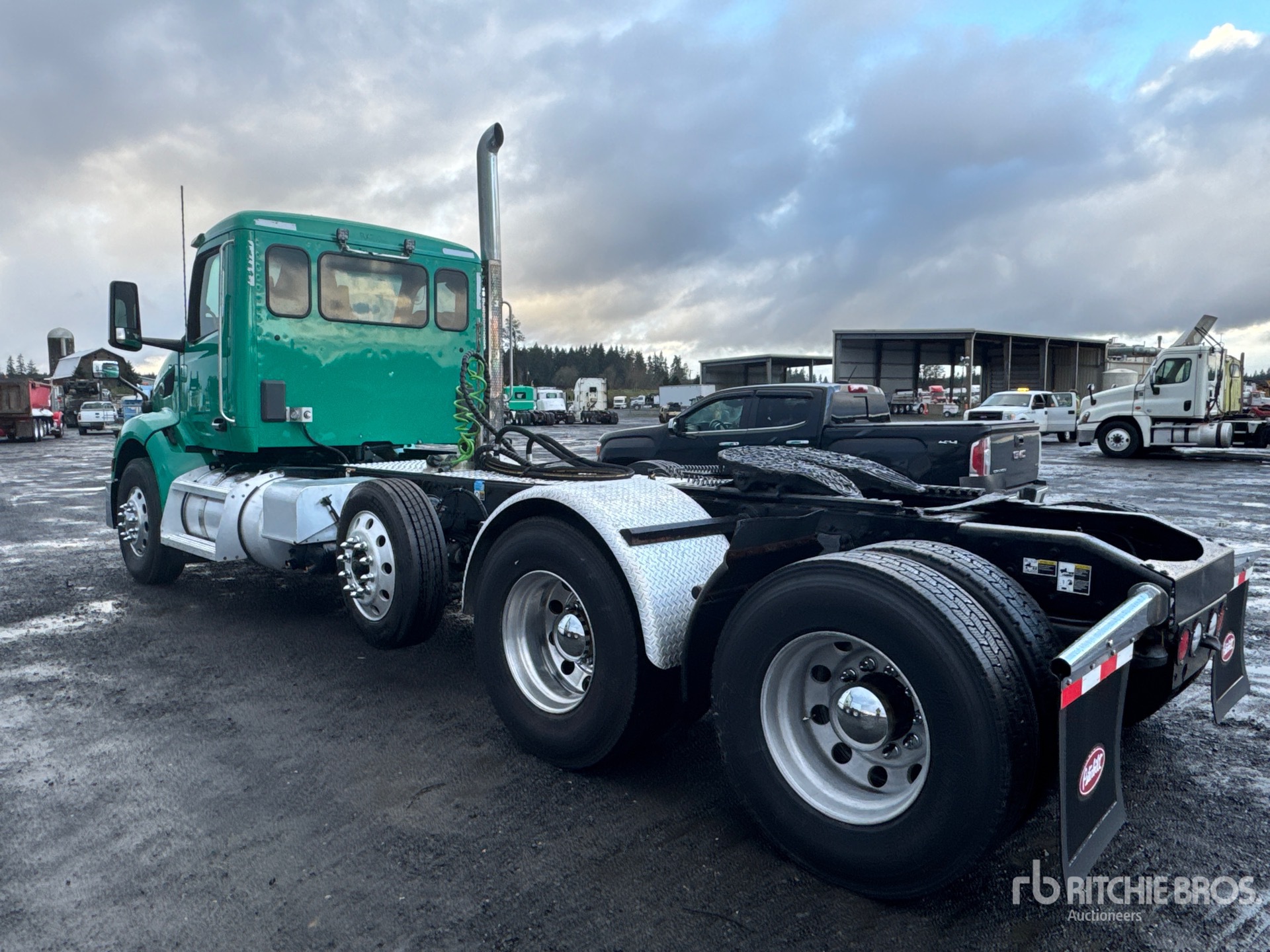 General Appearance with Picture, Left Rear Corner