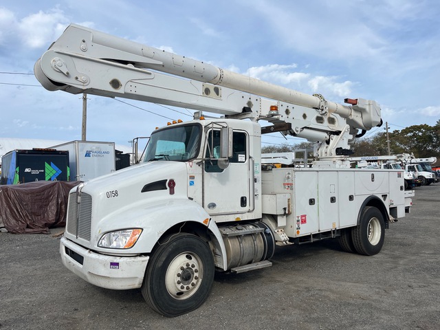 Altec on 2016 Kenworth T370/AA55 4x2 Bucket Truck