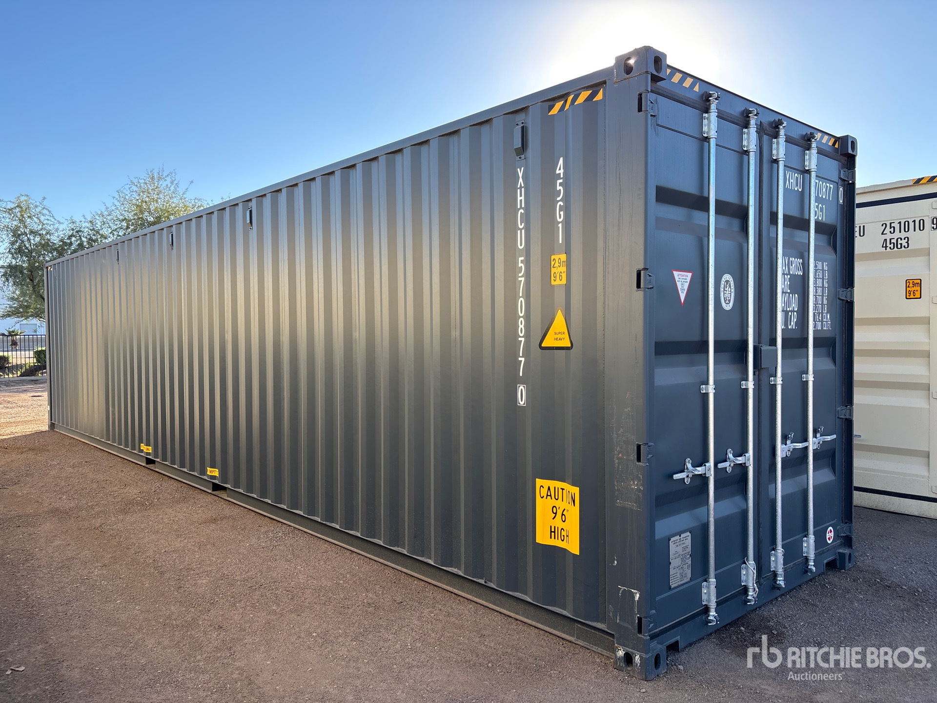 General Appearance with Picture, Right Front Corner