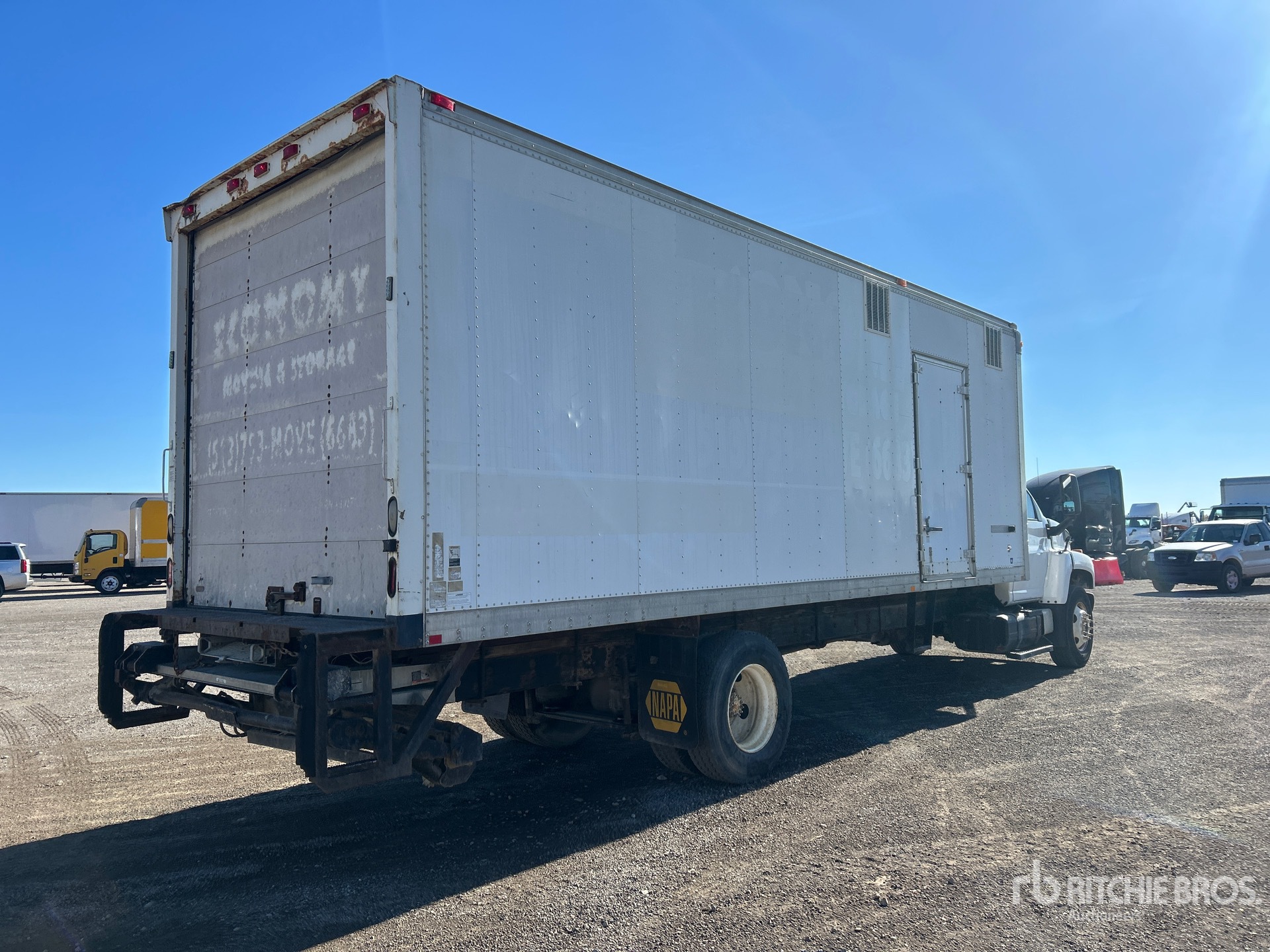 General Appearance with Imagen: esquina trasera derecha