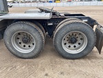 4 Underbody - Truck with 