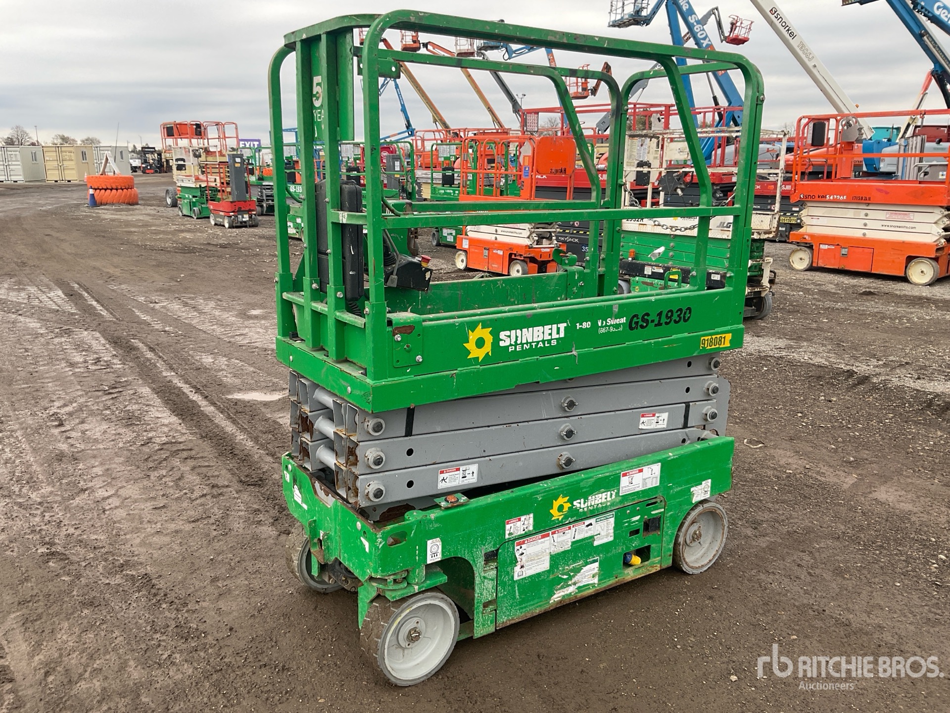 General Appearance with Picture, Left Front Corner