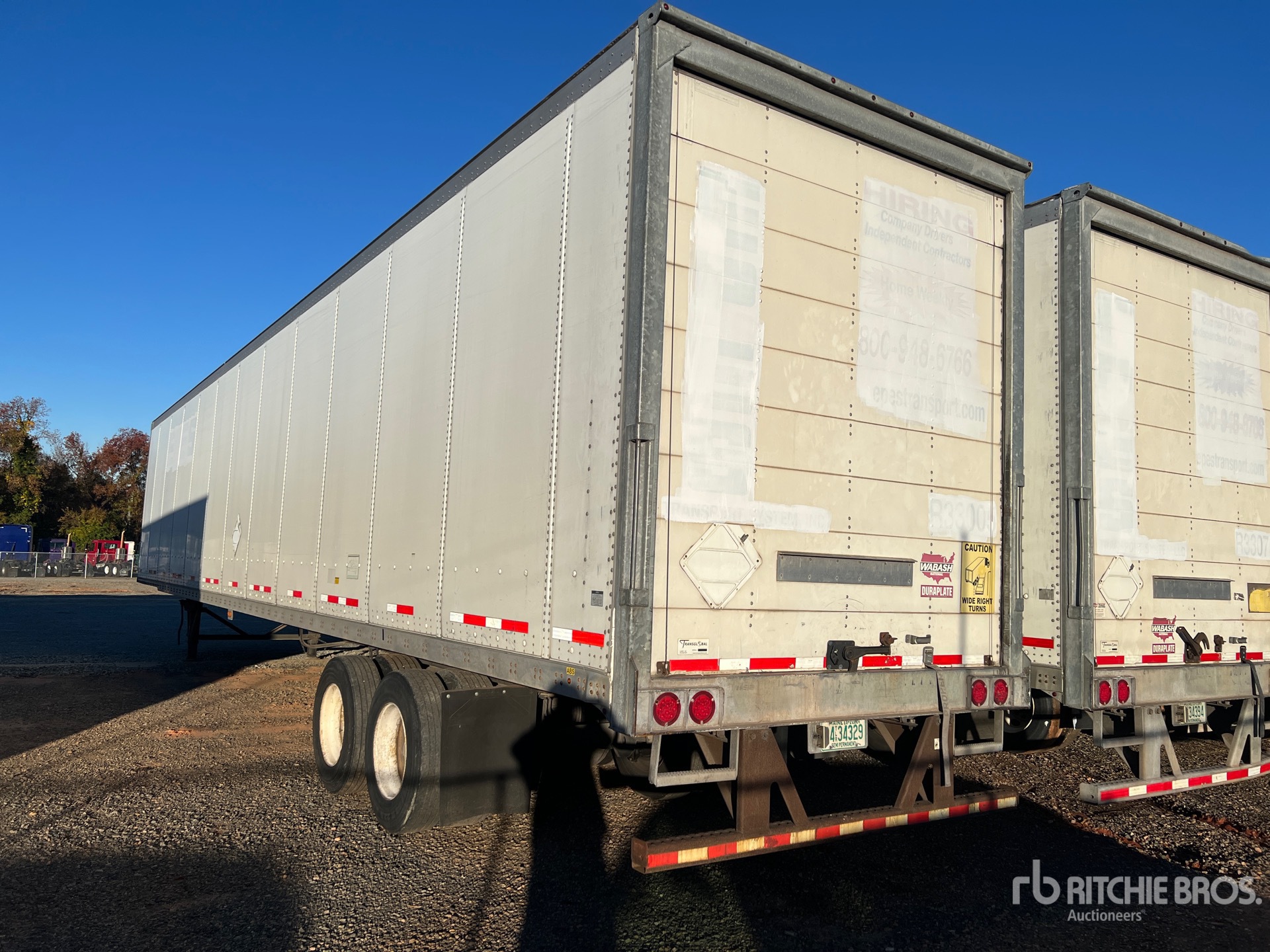 Aspect général with Image, coin arrière gauche