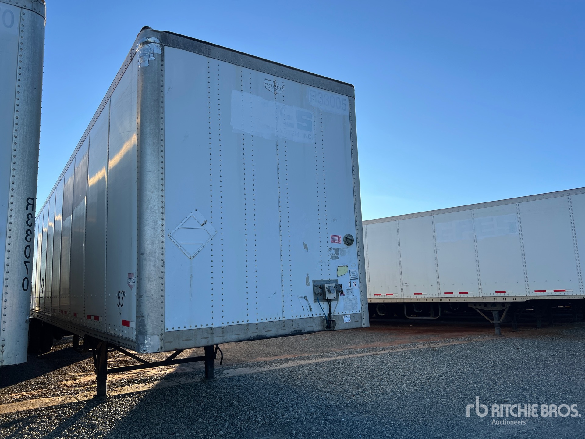 Aspect général with Image, coin avant droit