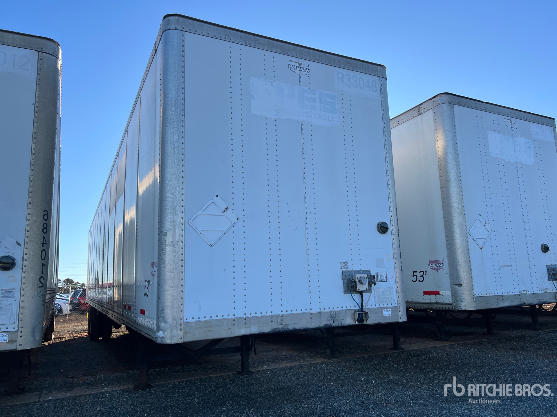 Aspect général with Image, coin avant droit