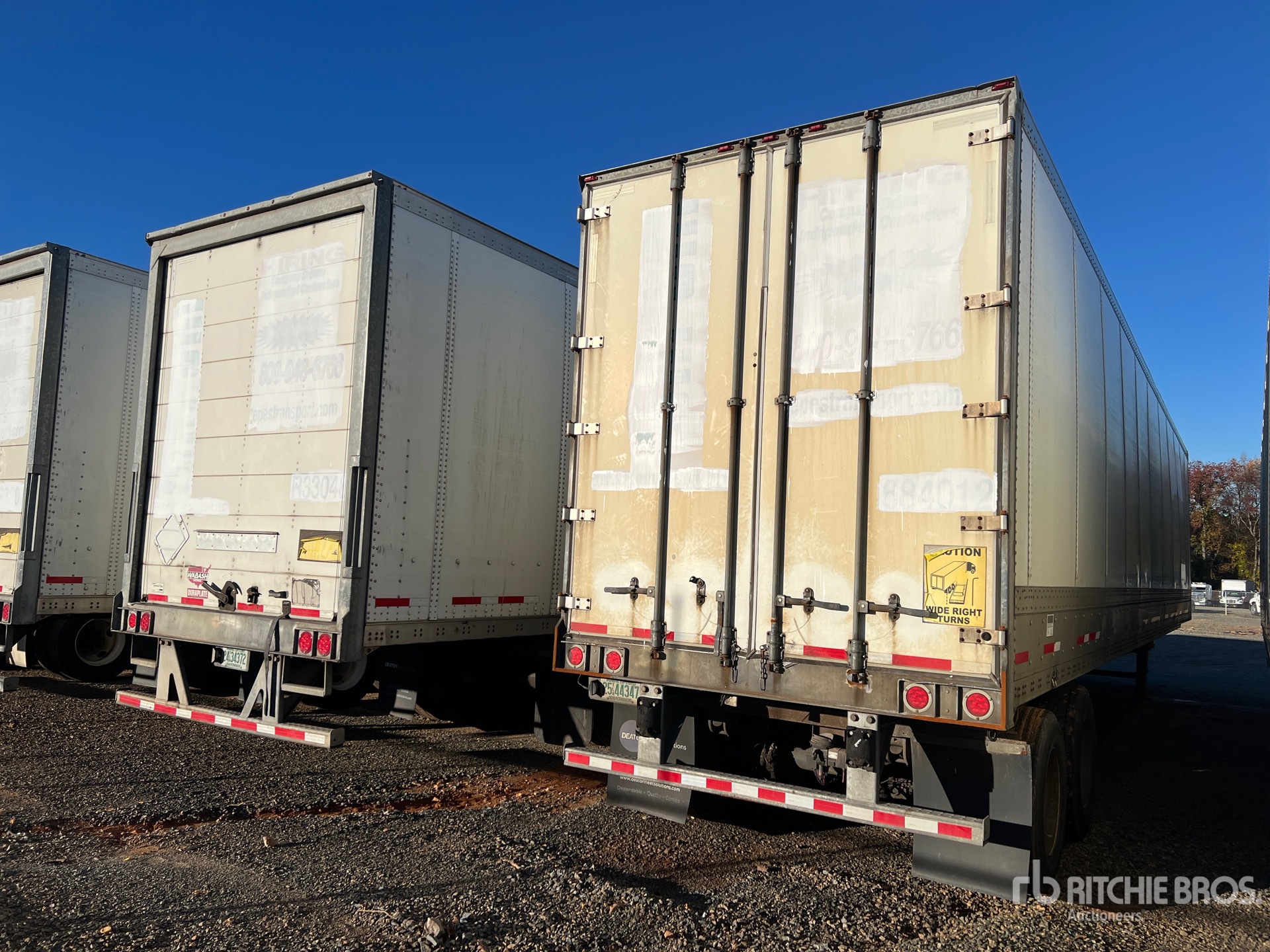 Aspect général with Image, coin arrière droit