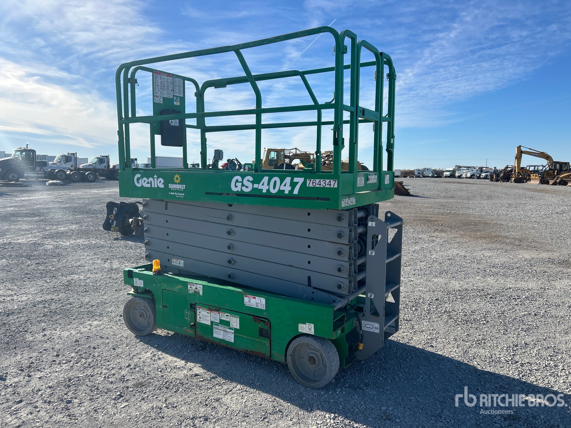 Aspect général with Image, coin arrière gauche