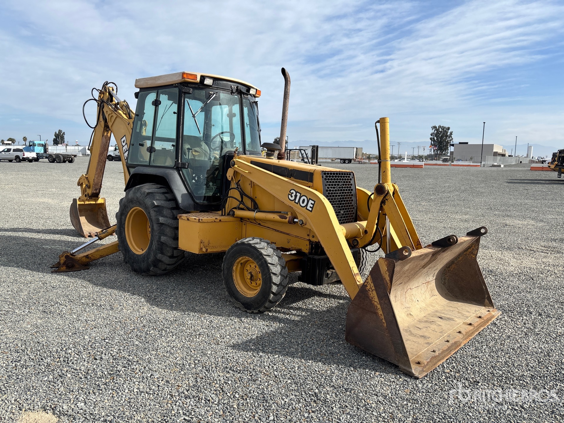 General Appearance with Bild, Ecke vorne rechts