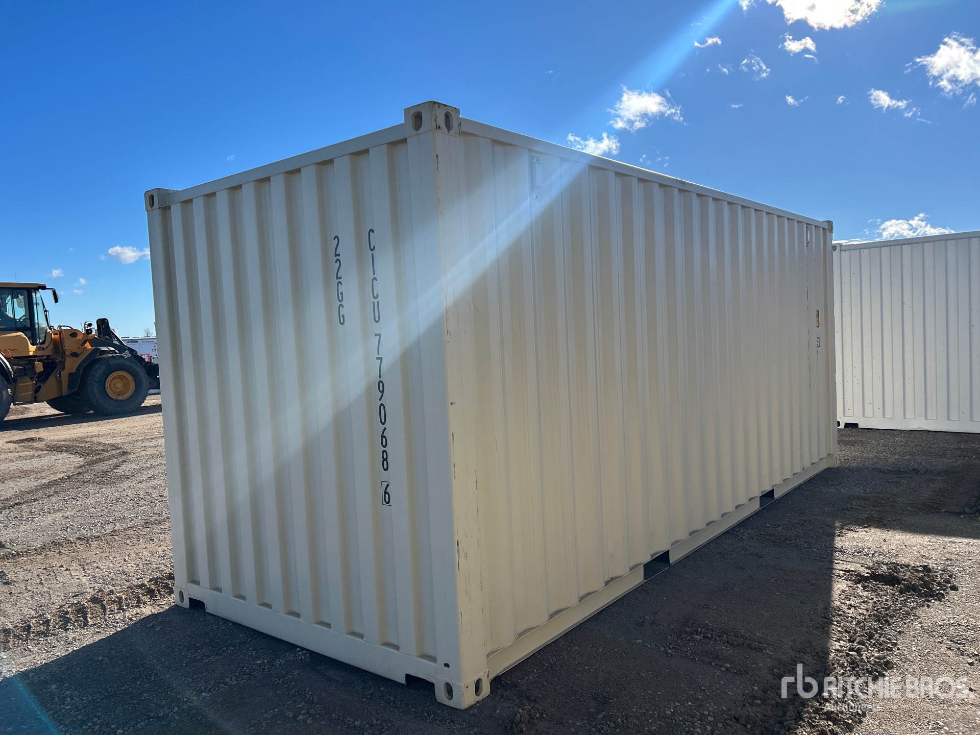 General Appearance with Bild, Ecke hinten rechts