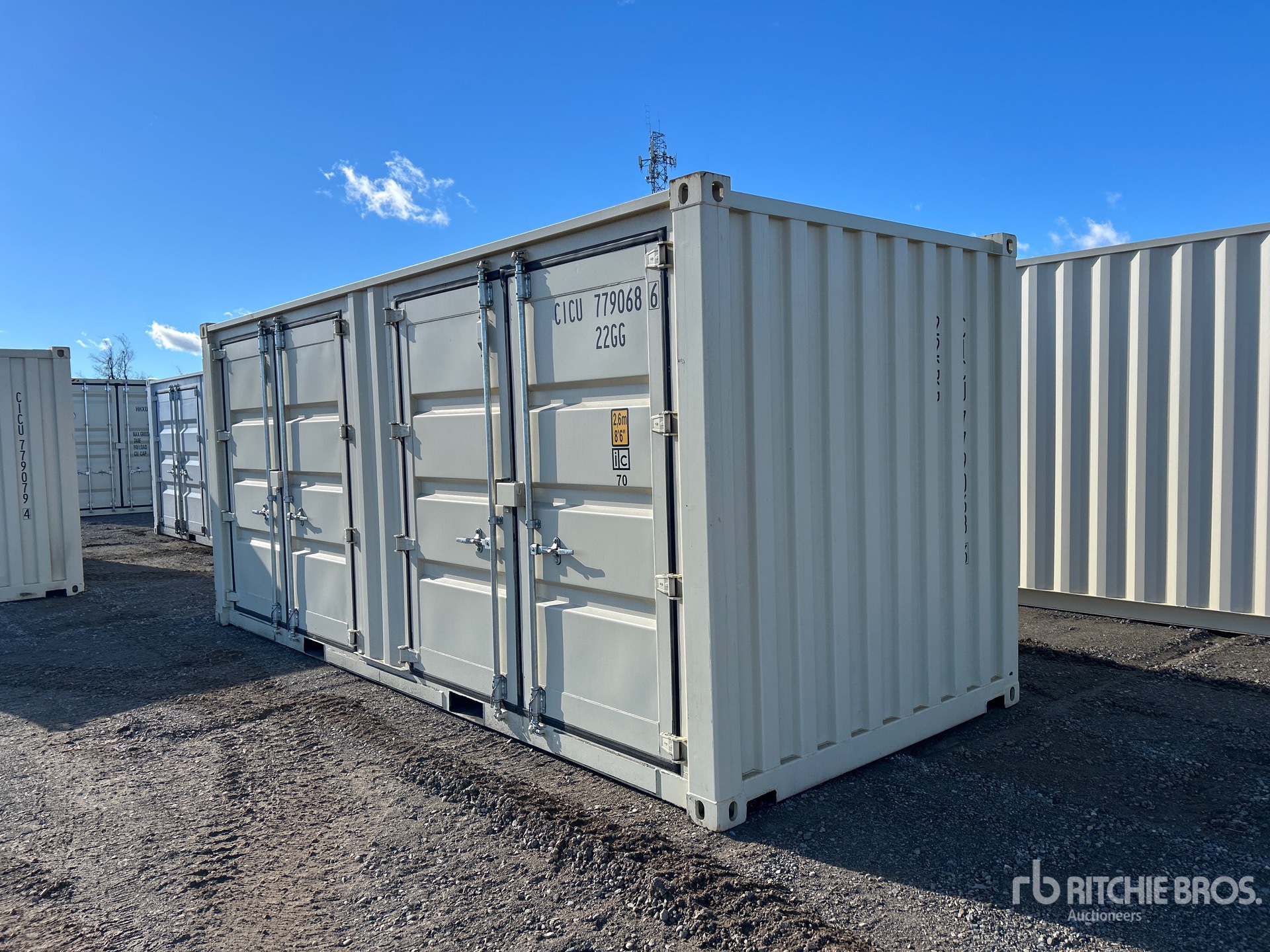 General Appearance with Bild, Ecke hinten links