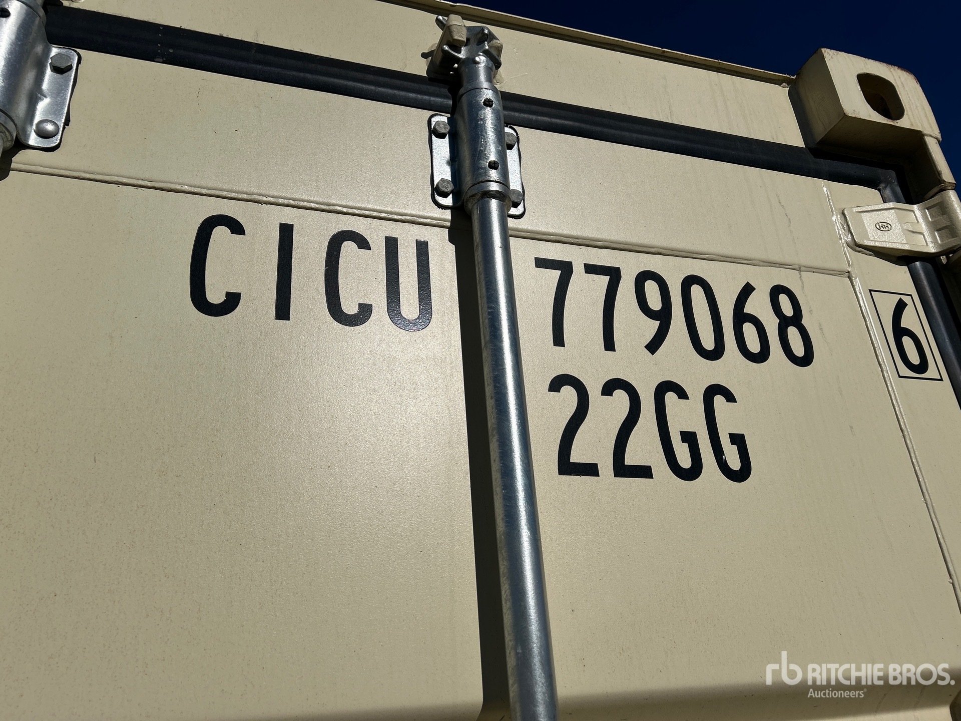 General Appearance with Seriennummer / FIN