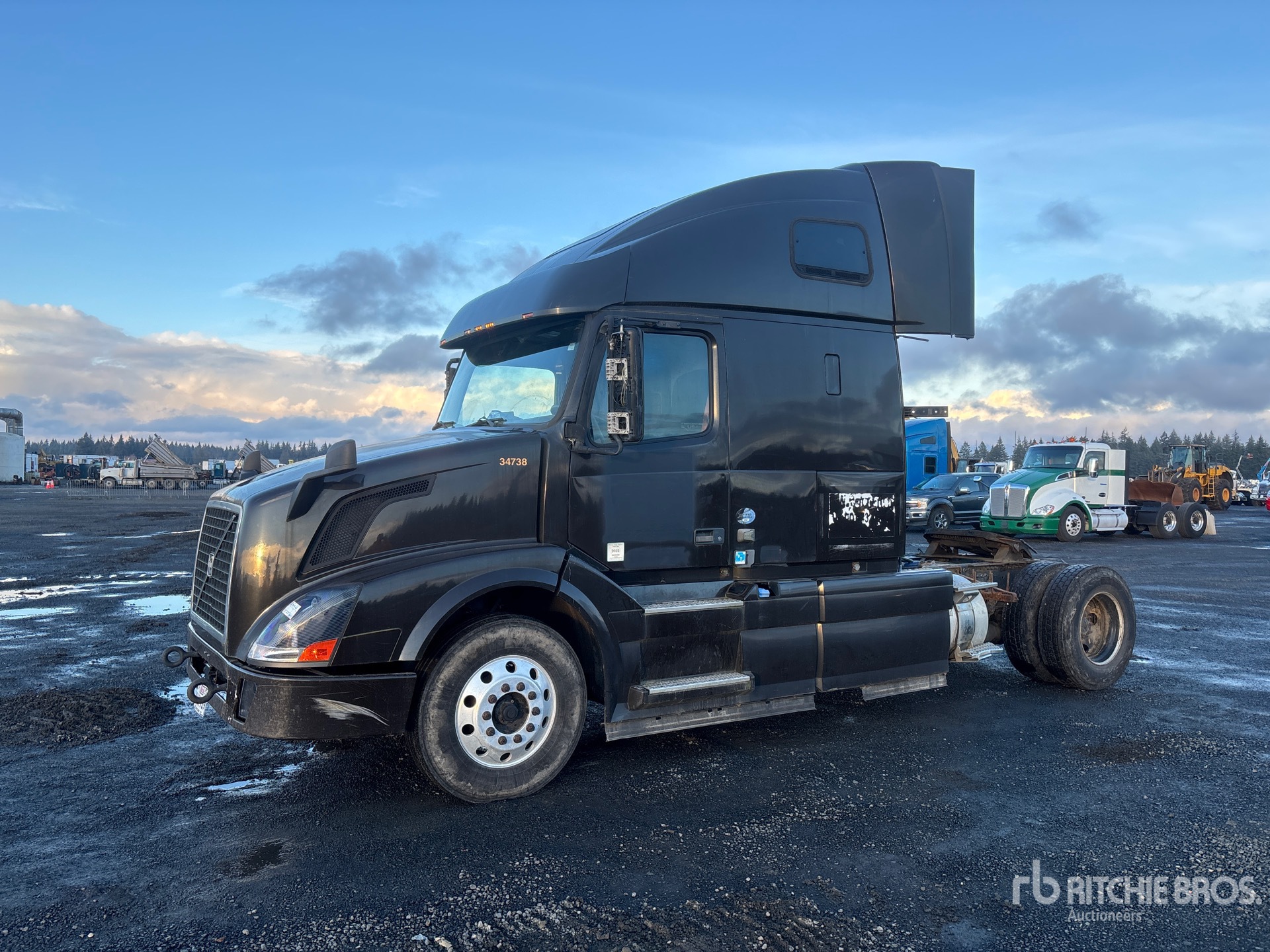 General Appearance with Featured Photo