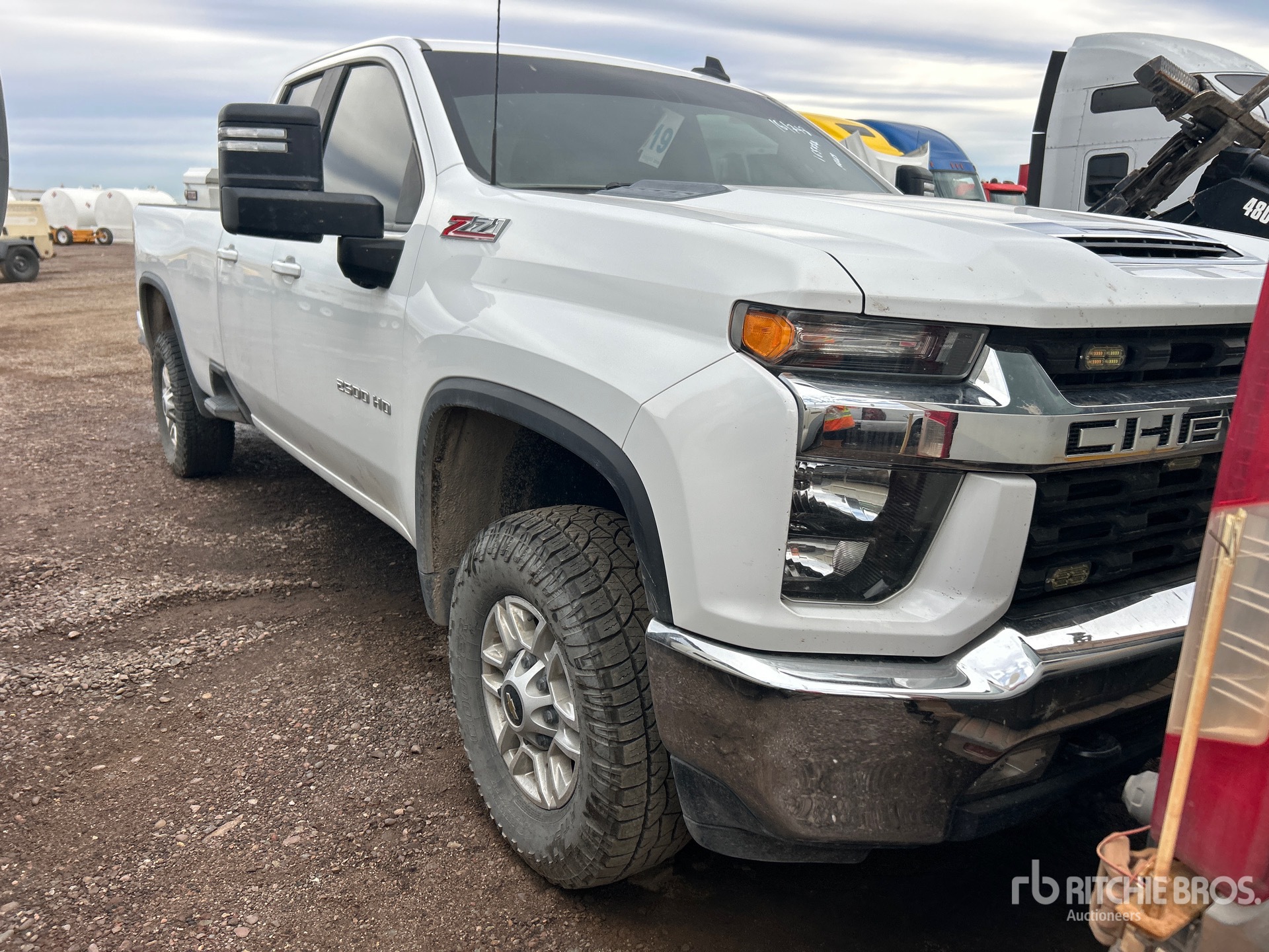 General Appearance with Picture, Right Front Corner